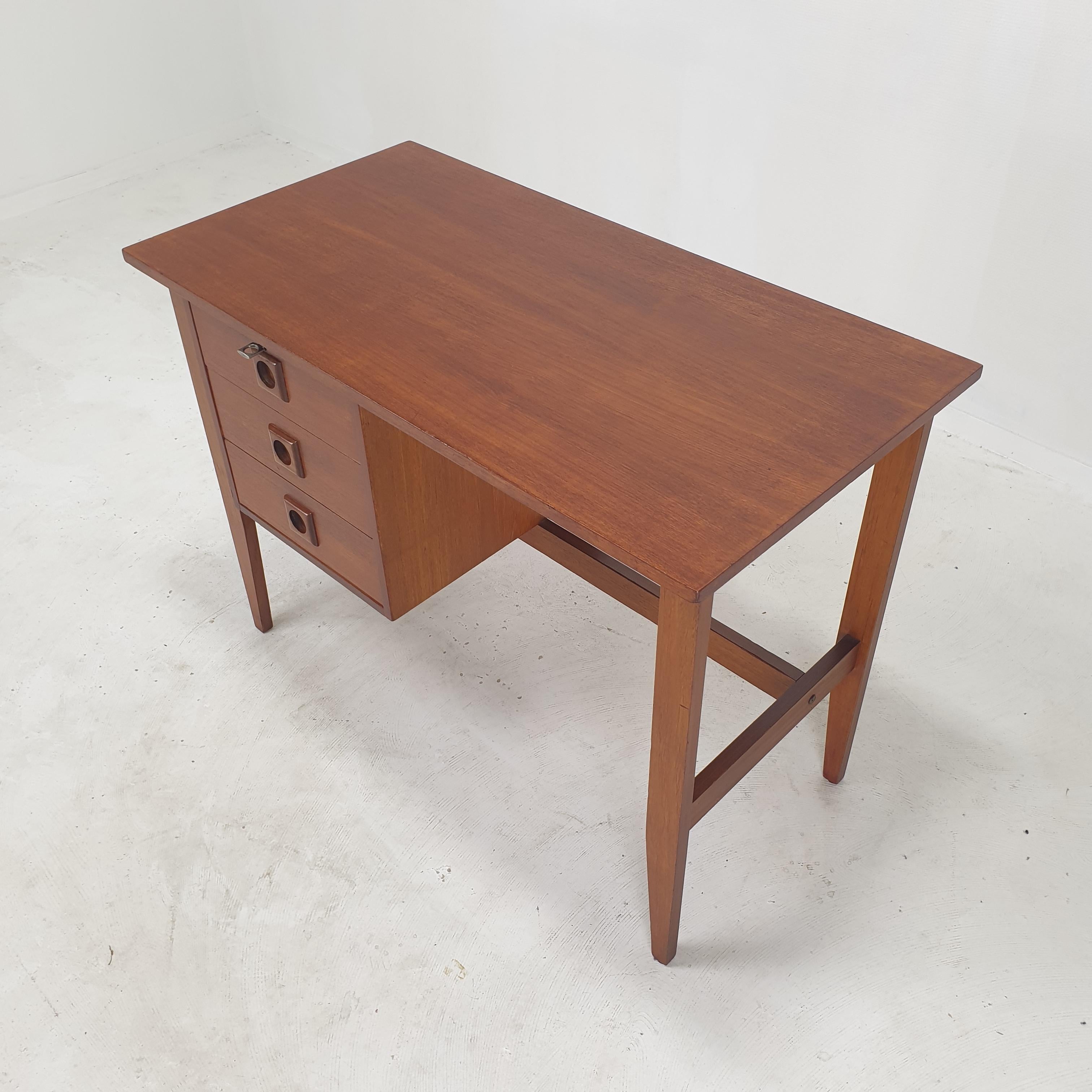 Mid-Century Danish Teak Desk, 1970s For Sale 4