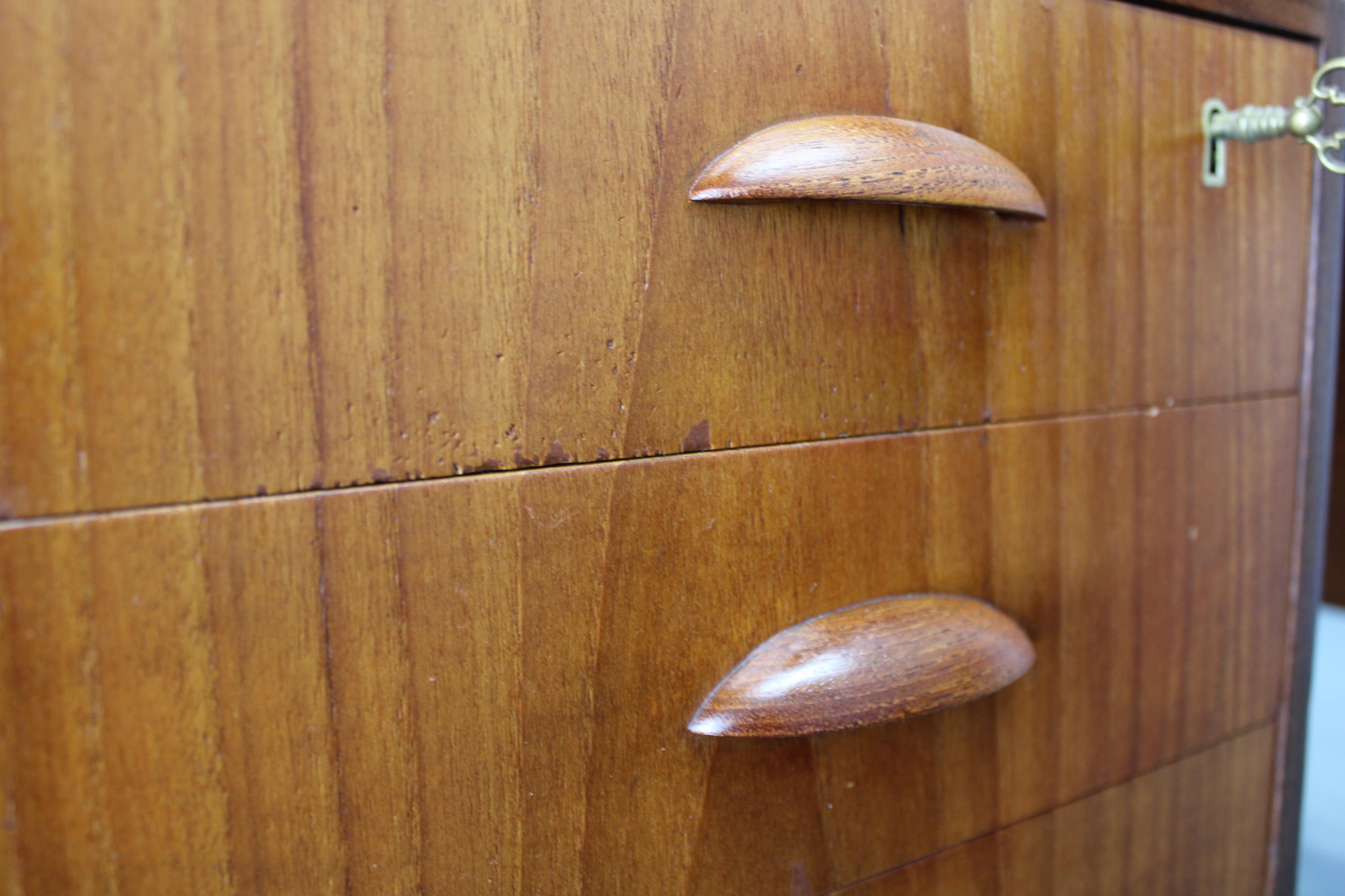 Scrivania danese di metà secolo in teak, con doppio piedistallo, circa 1960 in vendita 10