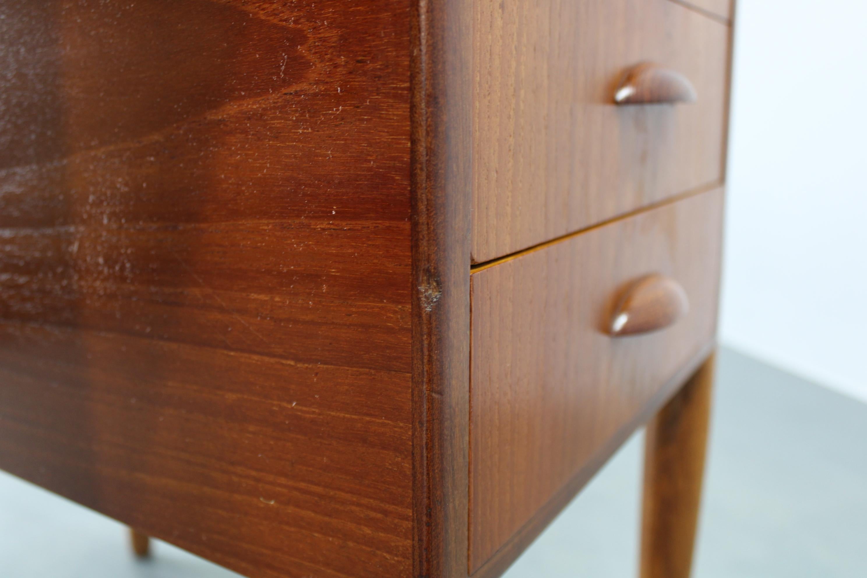 Scrivania danese di metà secolo in teak, con doppio piedistallo, circa 1960 in vendita 12