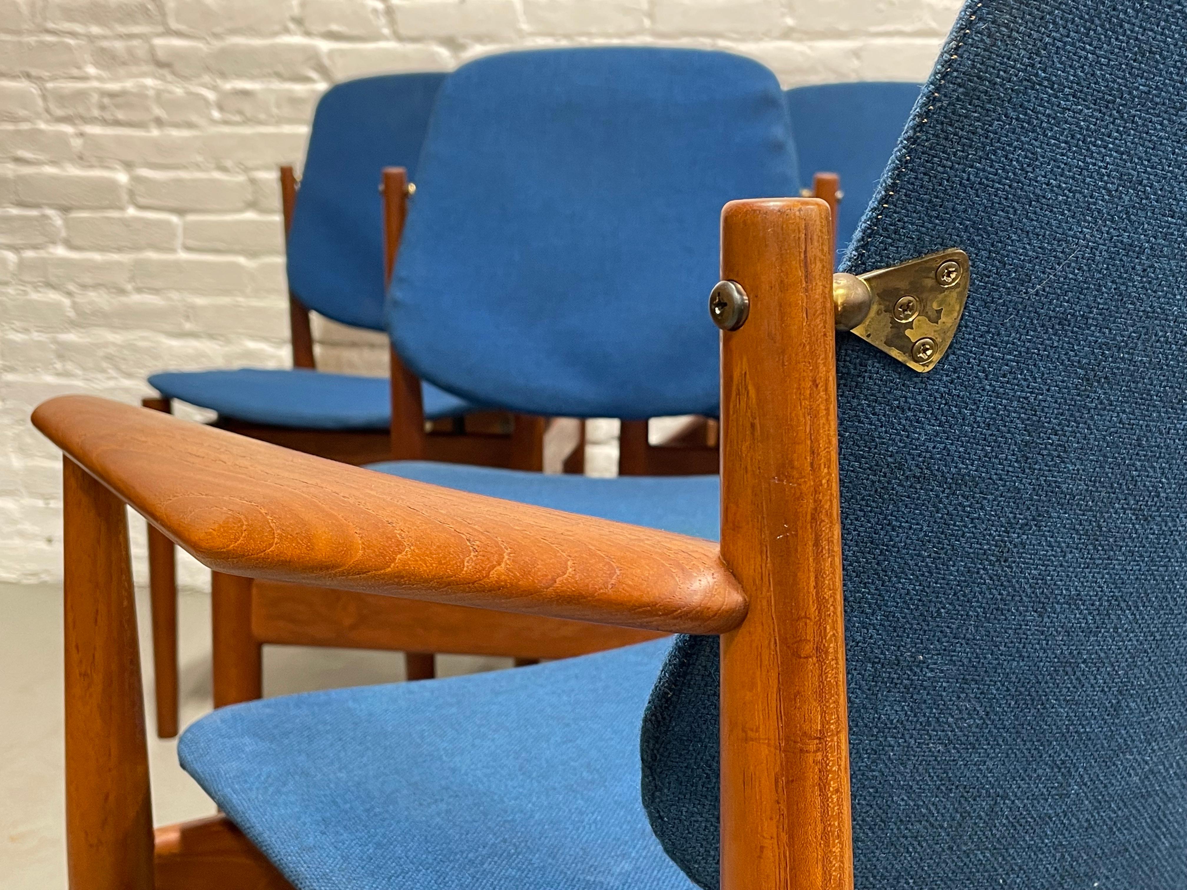 Mid-20th Century Midcentury Danish Teak Dining Chairs by Arne Vodder for France & Daverkosen For Sale