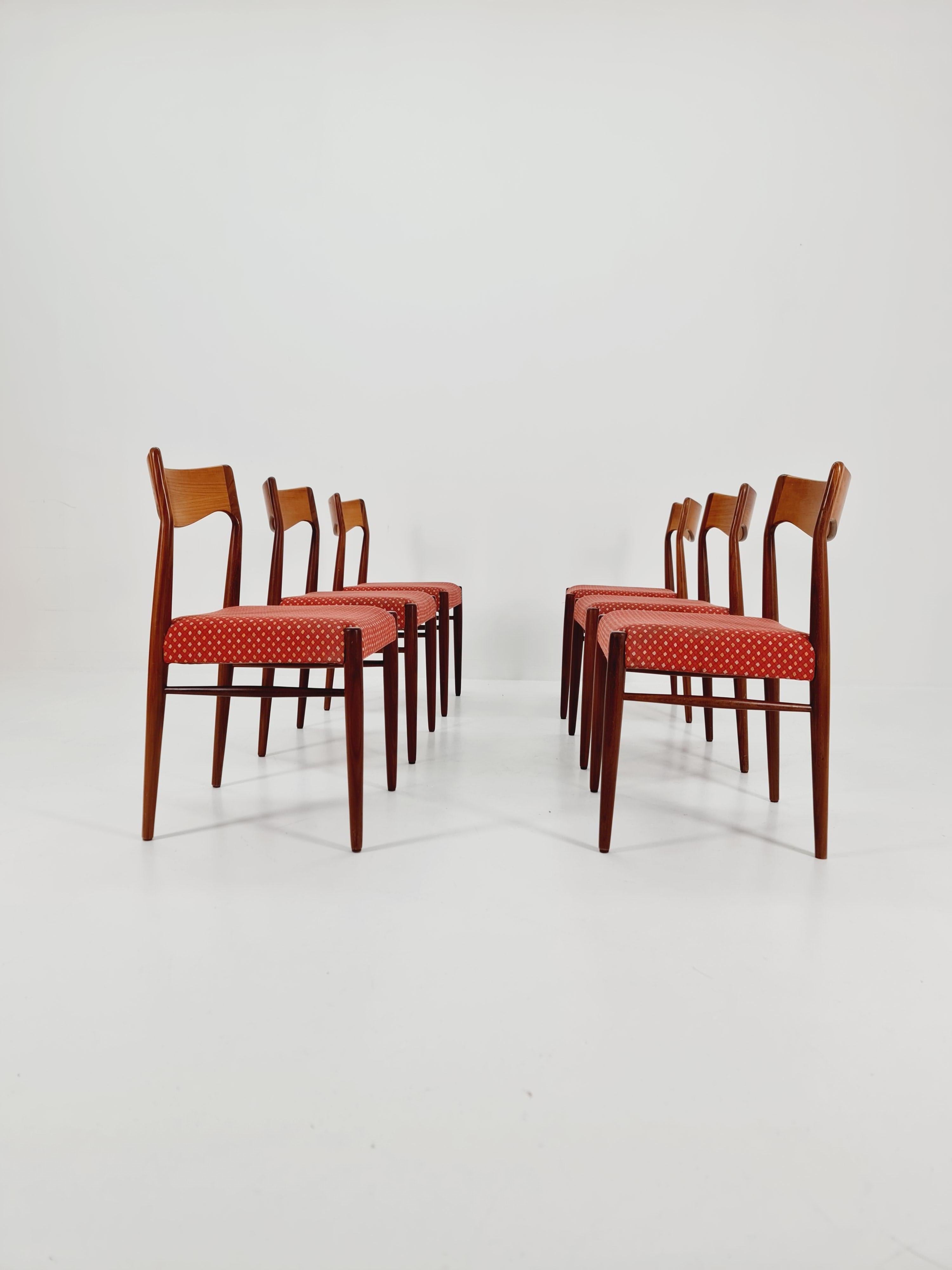 Sedie da pranzo danesi in teak del Mid Century di Niels O.Moller, anni '60, set di 6 pezzi in vendita 3