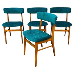 Chaises de salle à manger en teck danois du milieu du siècle, ensemble de 4 chaises