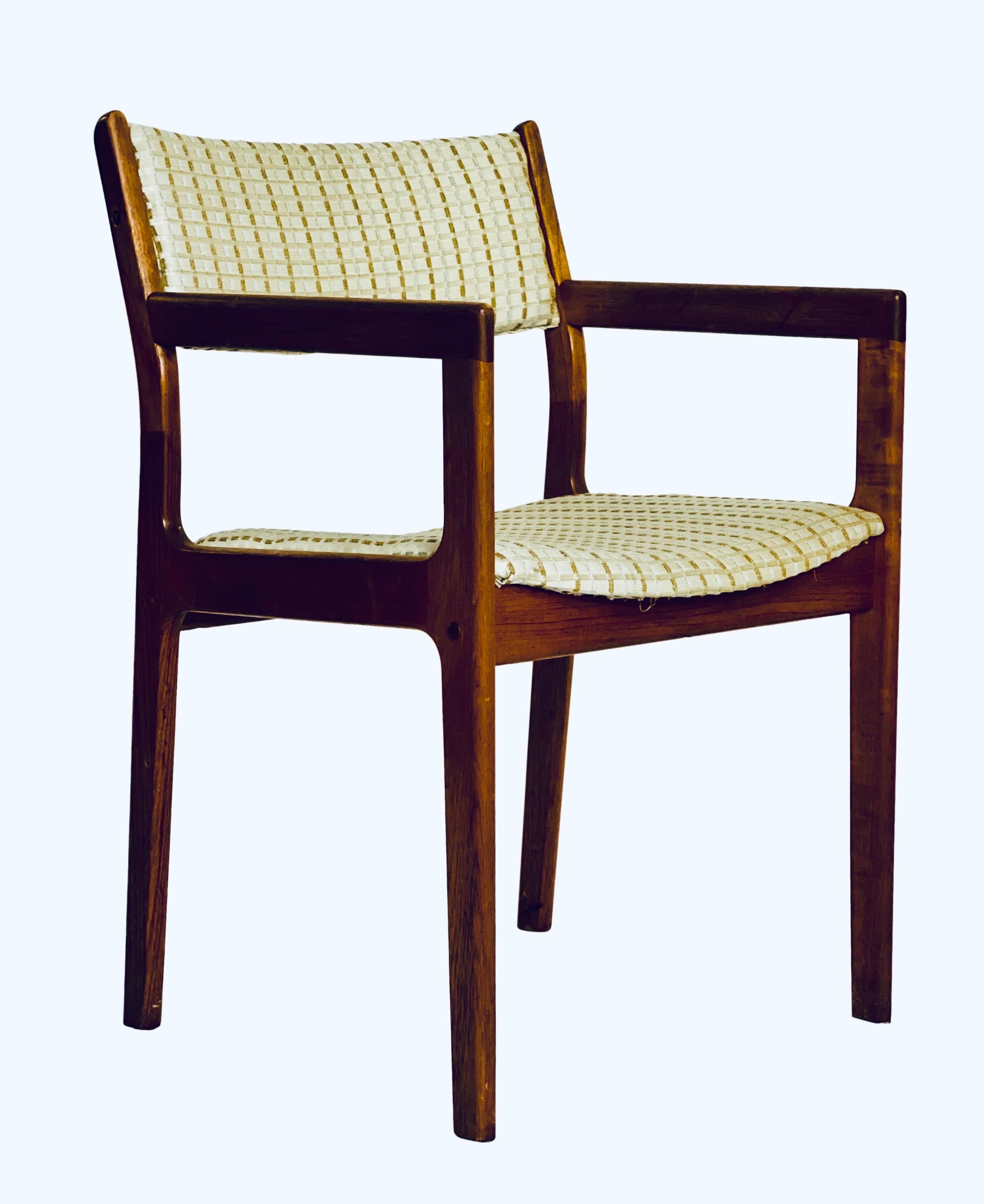 20th Century Midcentury Danish Teak Dining Chairs, Set of Four For Sale