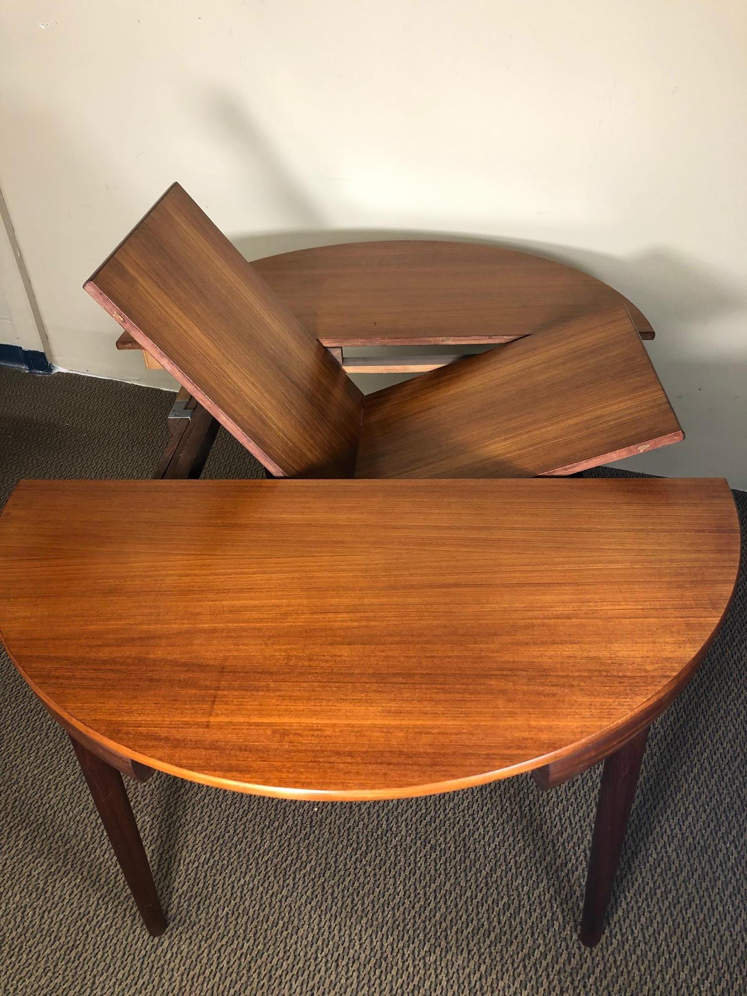 hans olsen dining set