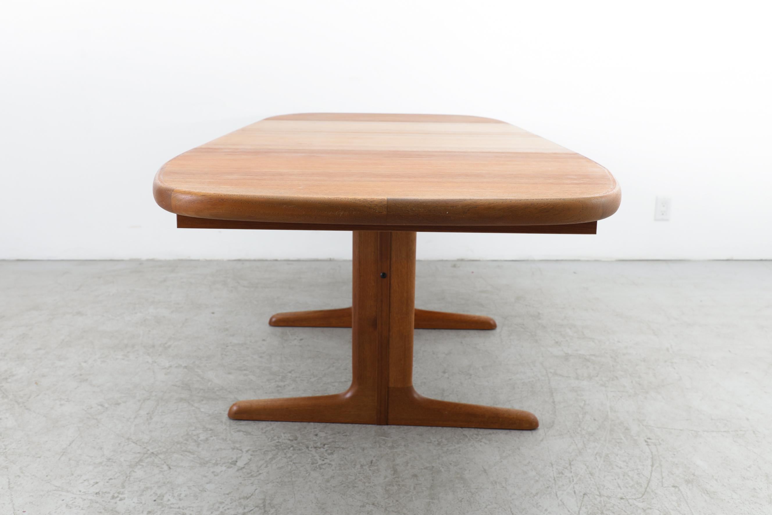 Mid-Century Danish Teak Dining Table by Skovby Møbelfabrik, 1970's 6