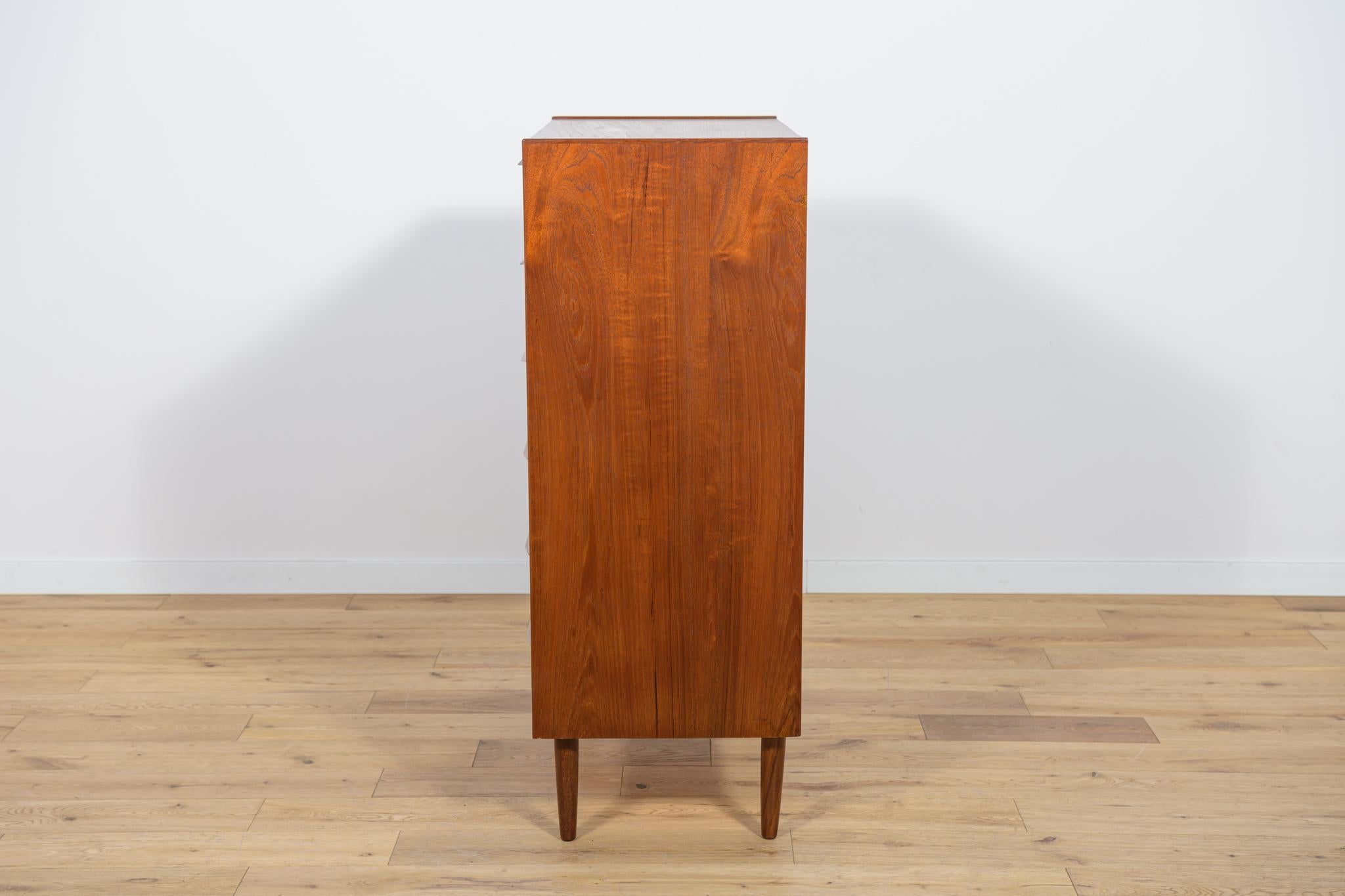 Mid-Century Danish Teak Dresser, 1960s In Excellent Condition For Sale In GNIEZNO, 30
