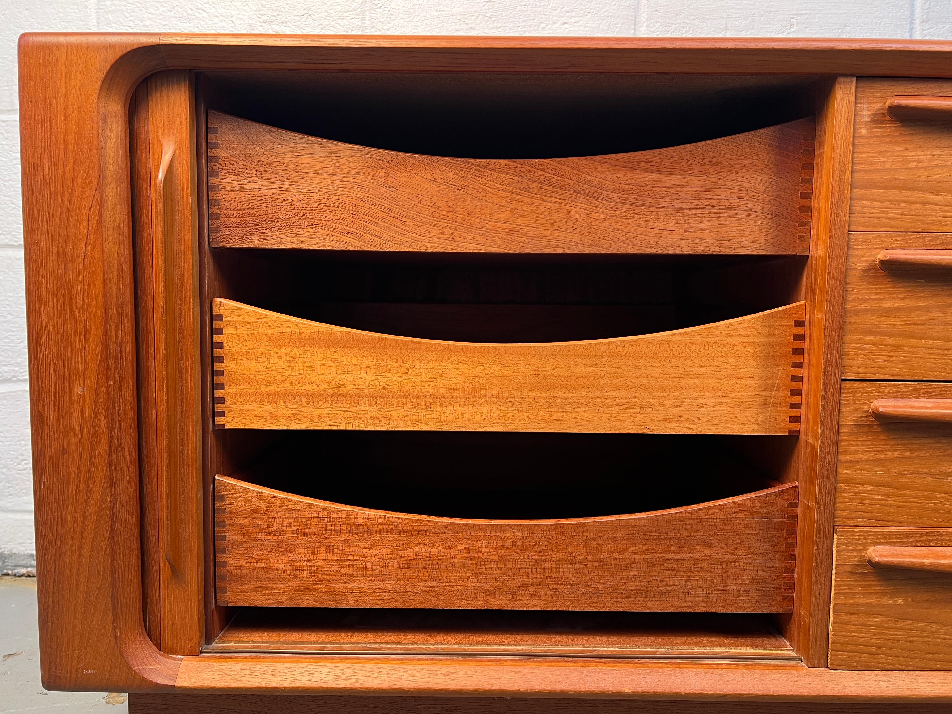 Mid-Century Danish Teak Dresser by BPSM of Denmark in vendita 7