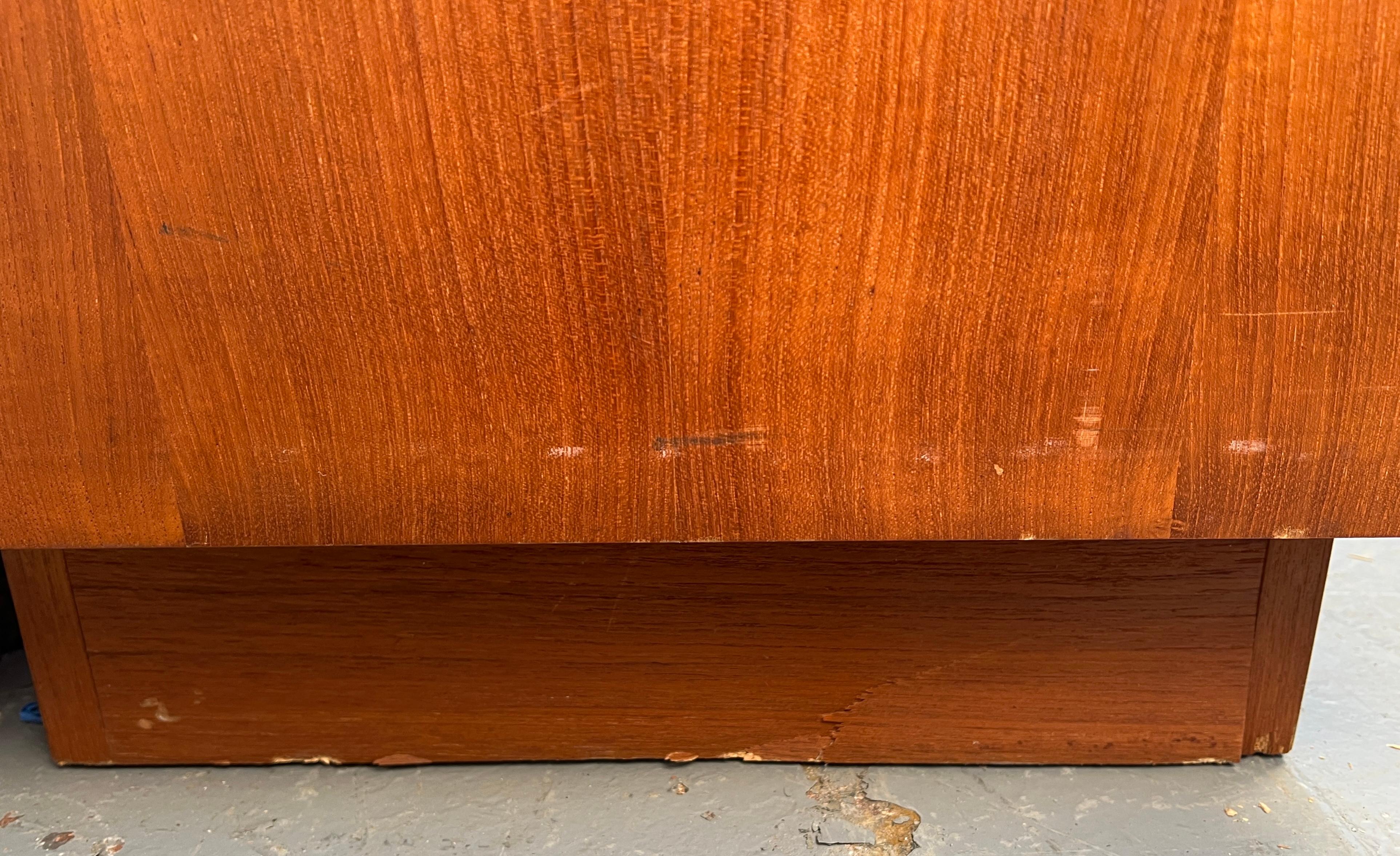 Mid-Century Danish Teak Dresser by BPSM of Denmark in vendita 10