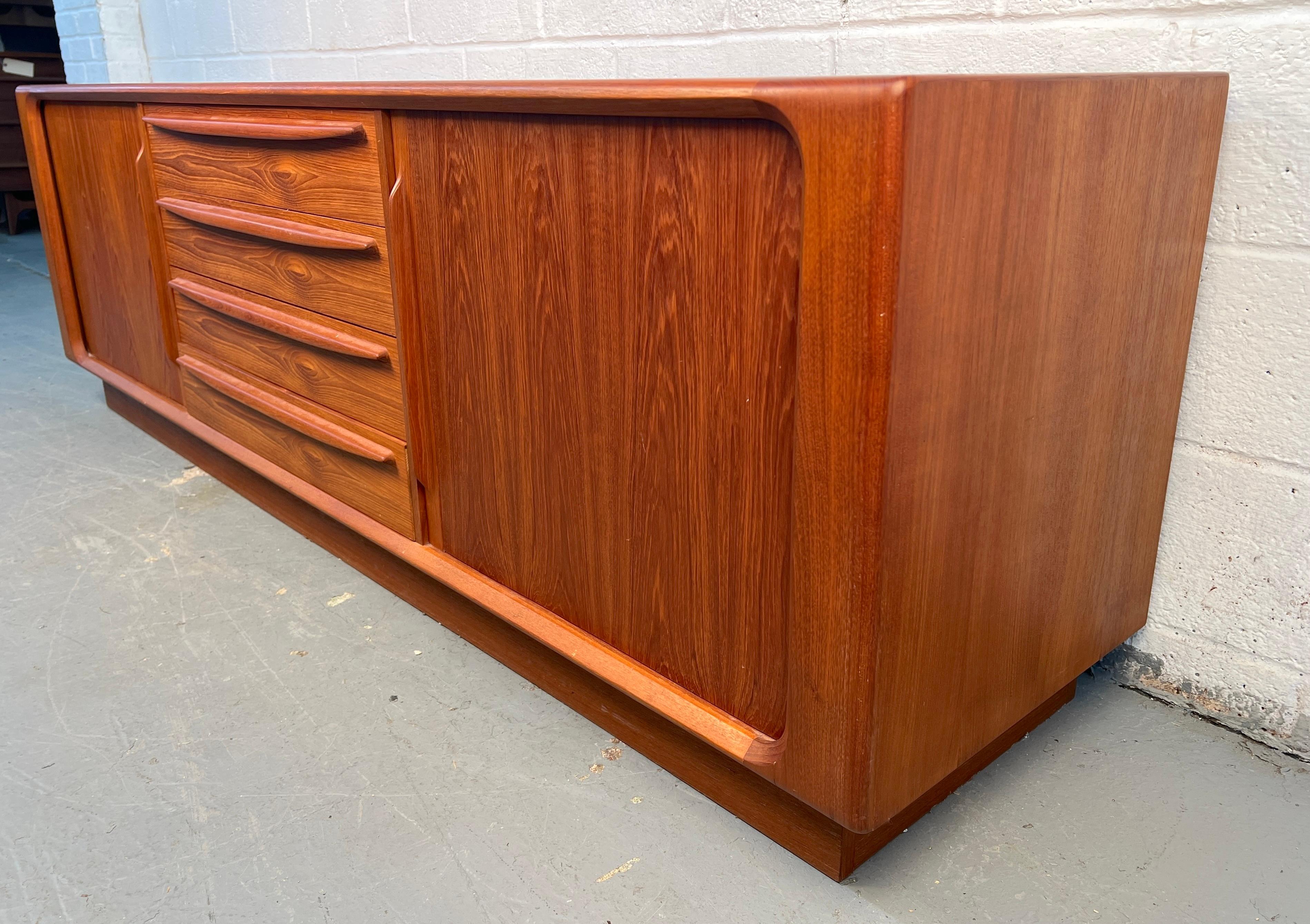 Mid-Century Danish Teak Dresser by BPSM of Denmark In condizioni buone in vendita a Brooklyn, NY