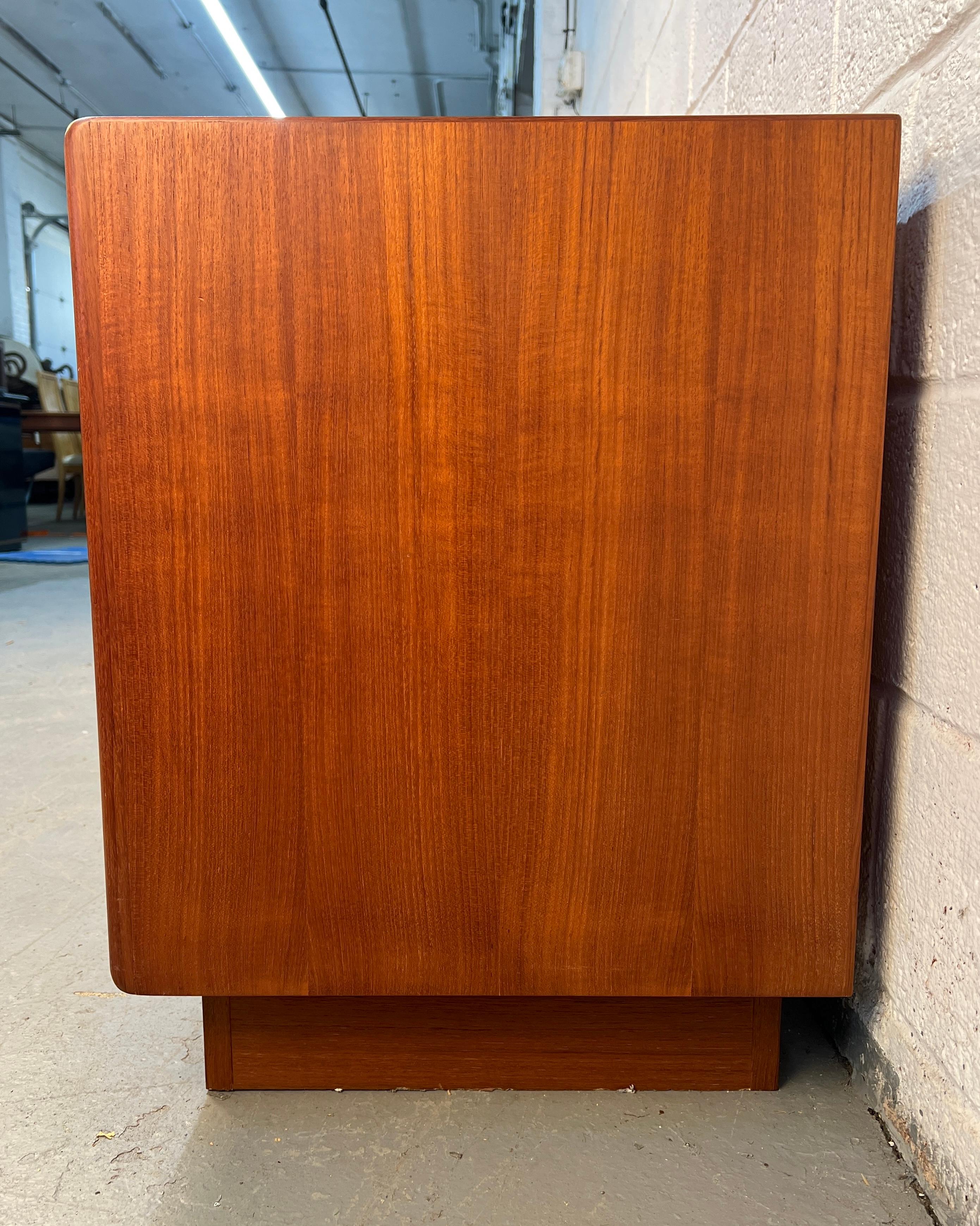 Mid-Century Danish Teak Dresser by BPSM of Denmark in vendita 1