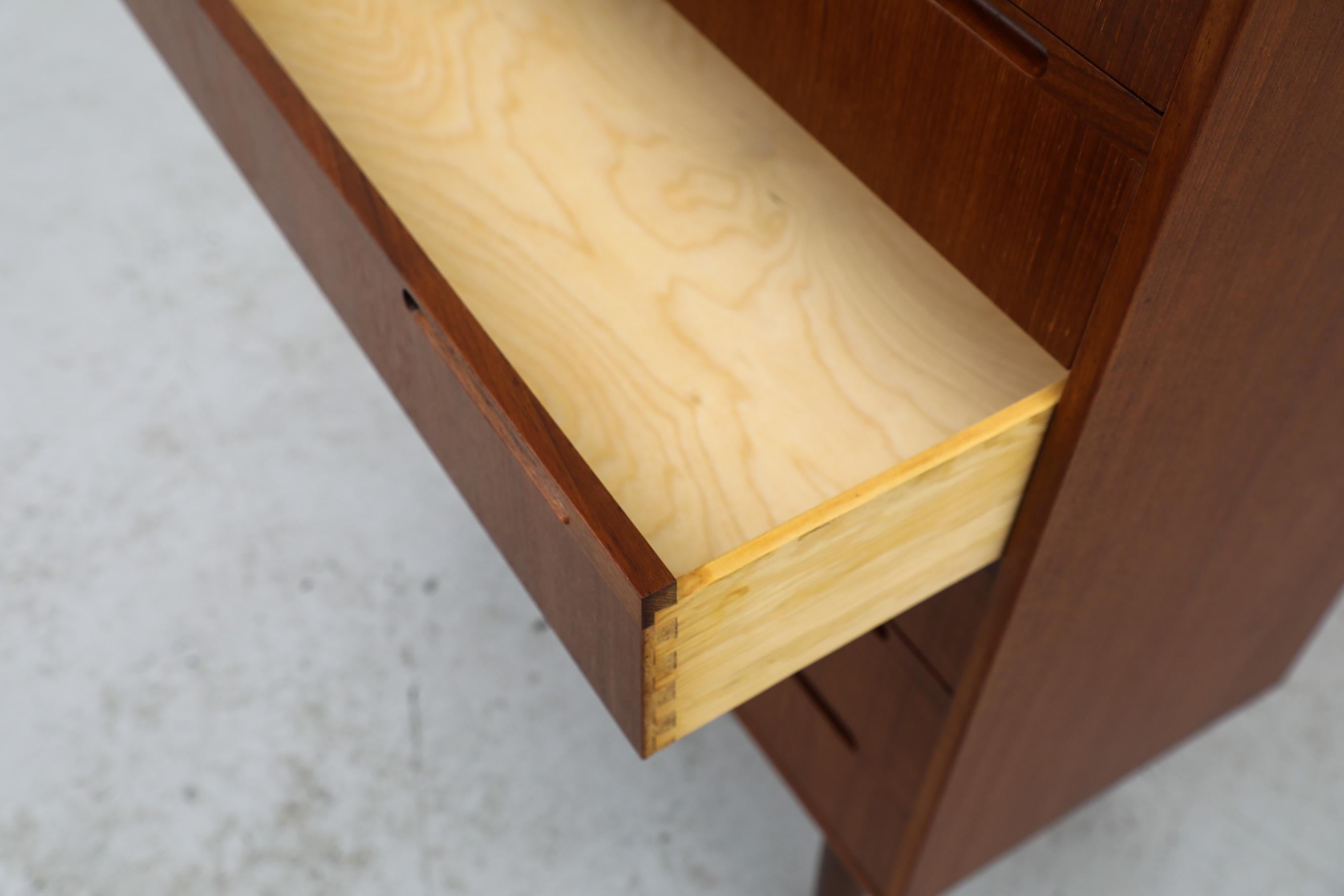 Mid-Century Danish Teak Dresser With 6 Drawers 9