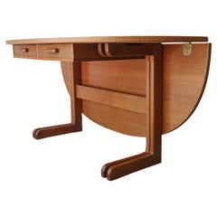 Mesa de comedor danesa de teca de mediados de siglo con hoja abatible Escritorio