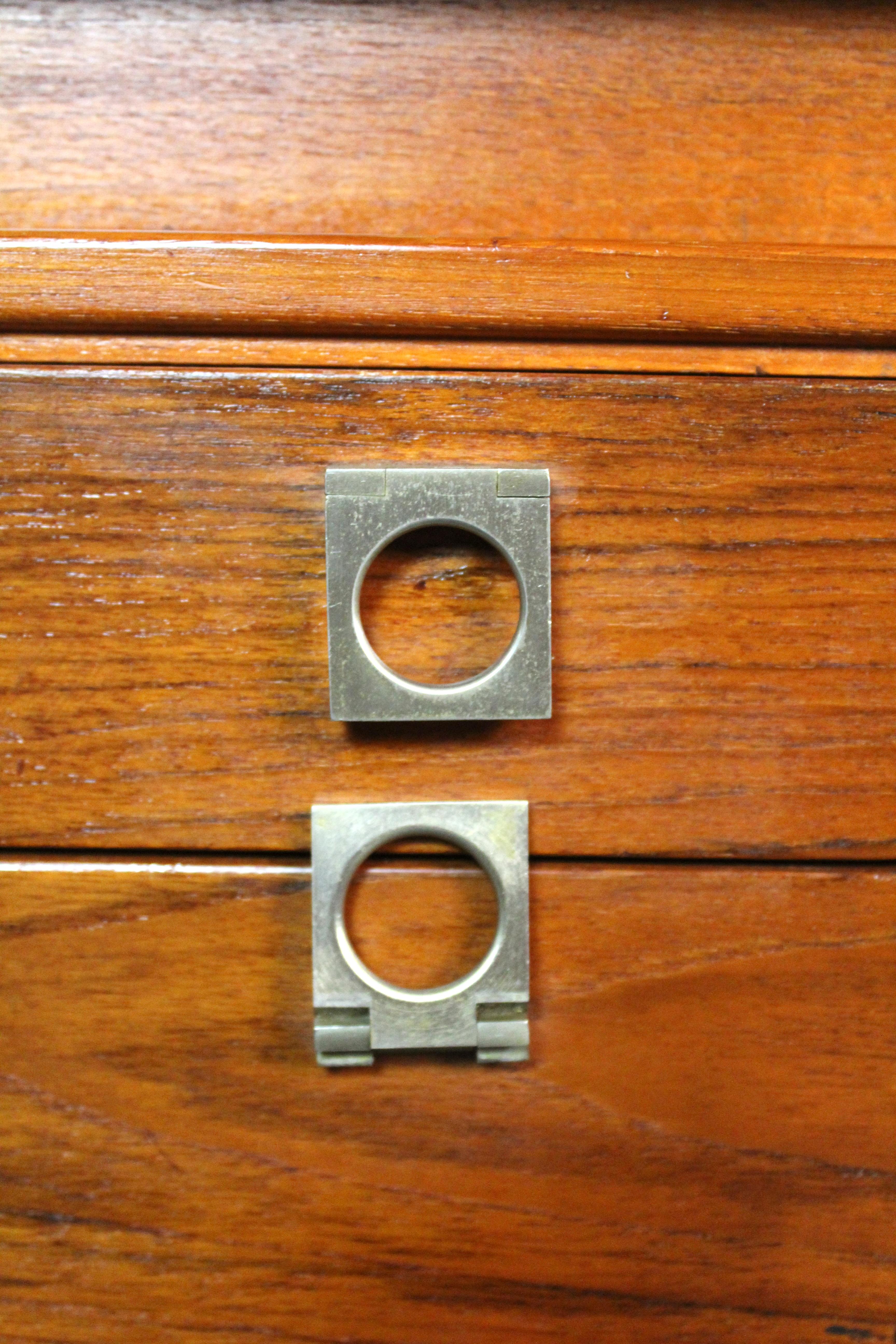 Mid-Century Danish Teak Executive Desk by Arne Vodder for H. P. Hansen en Bueno estado para la venta en Brooklyn, NY