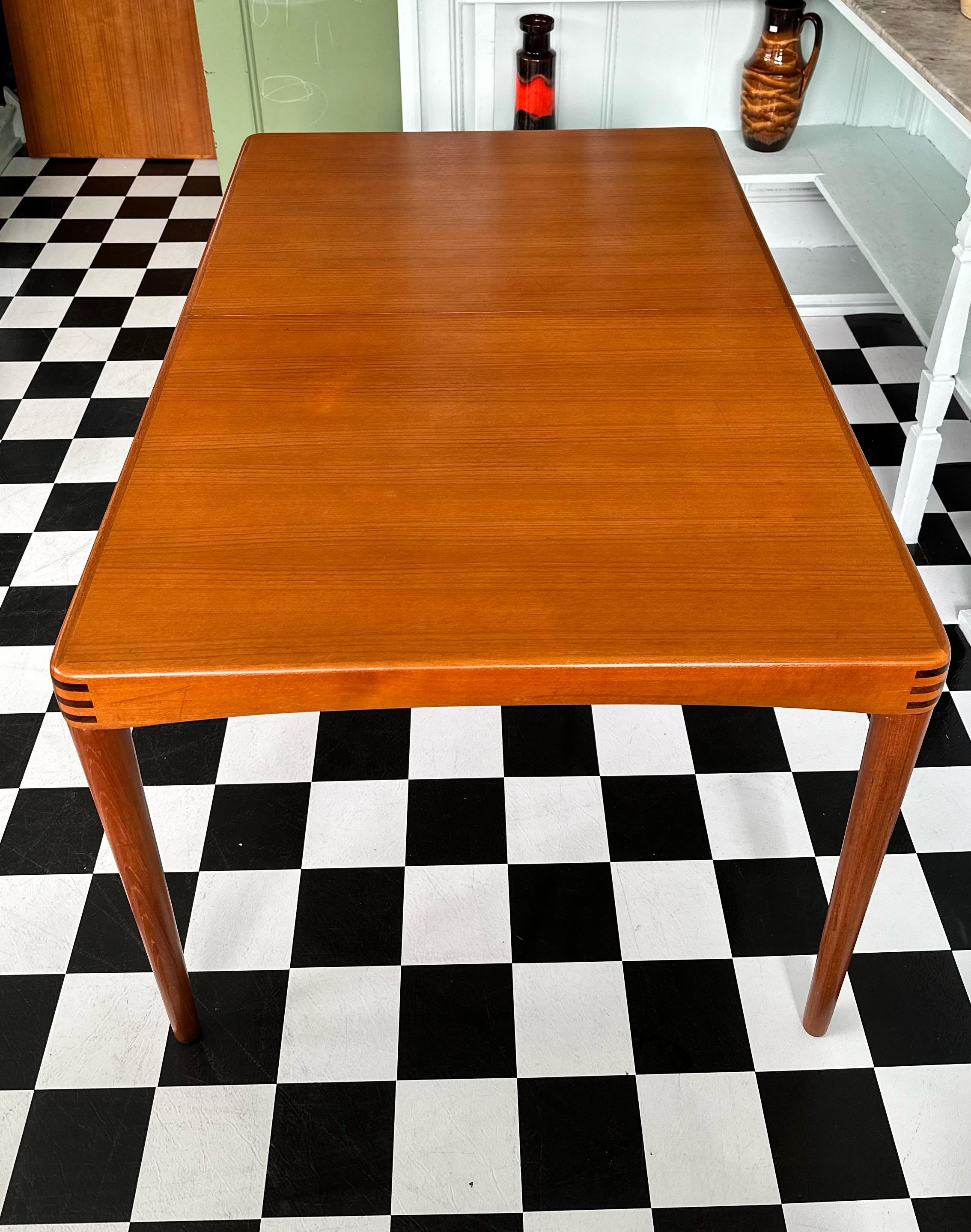 Mid Century Danish Teak Extendable Dining Table by H.W. Klein For Bramin 5