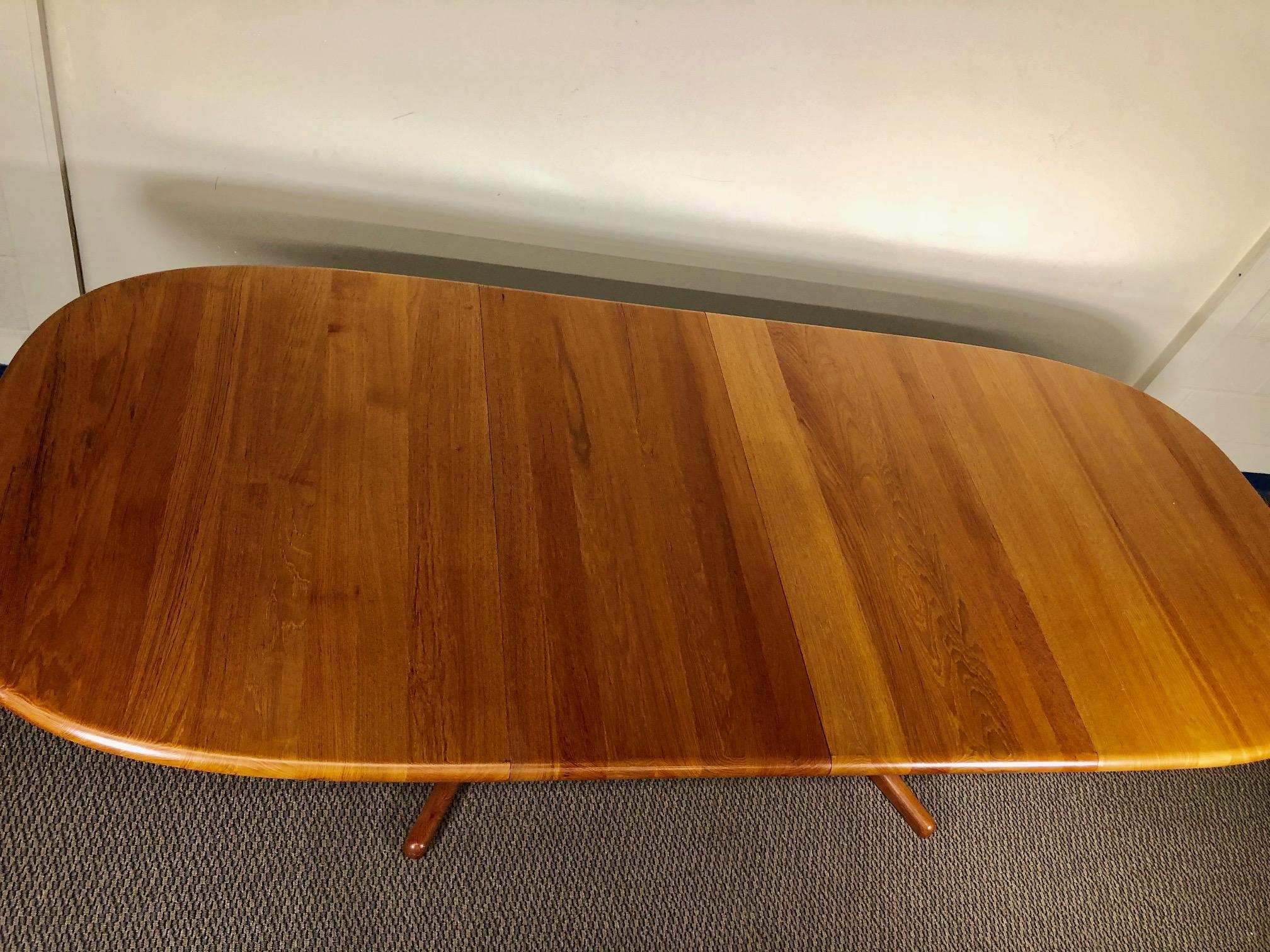 Midcentury Danish Teak Extending Dining Table by Glostrup Møbelfabrik Seats 10 For Sale 3