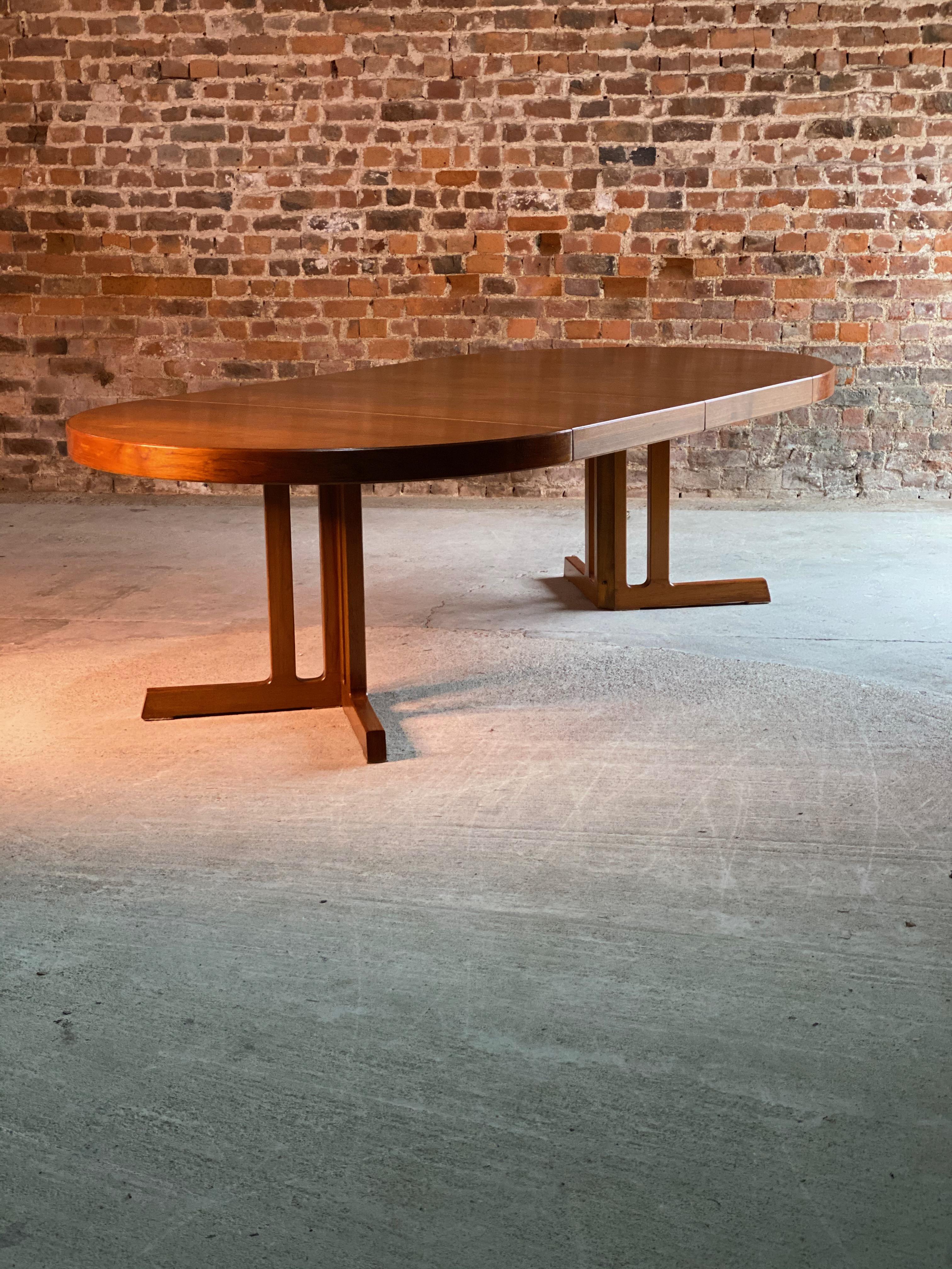 Midcentury Danish Teak Extending Dining Table By Niels Otto Møller Model 15 In Excellent Condition In Longdon, Tewkesbury