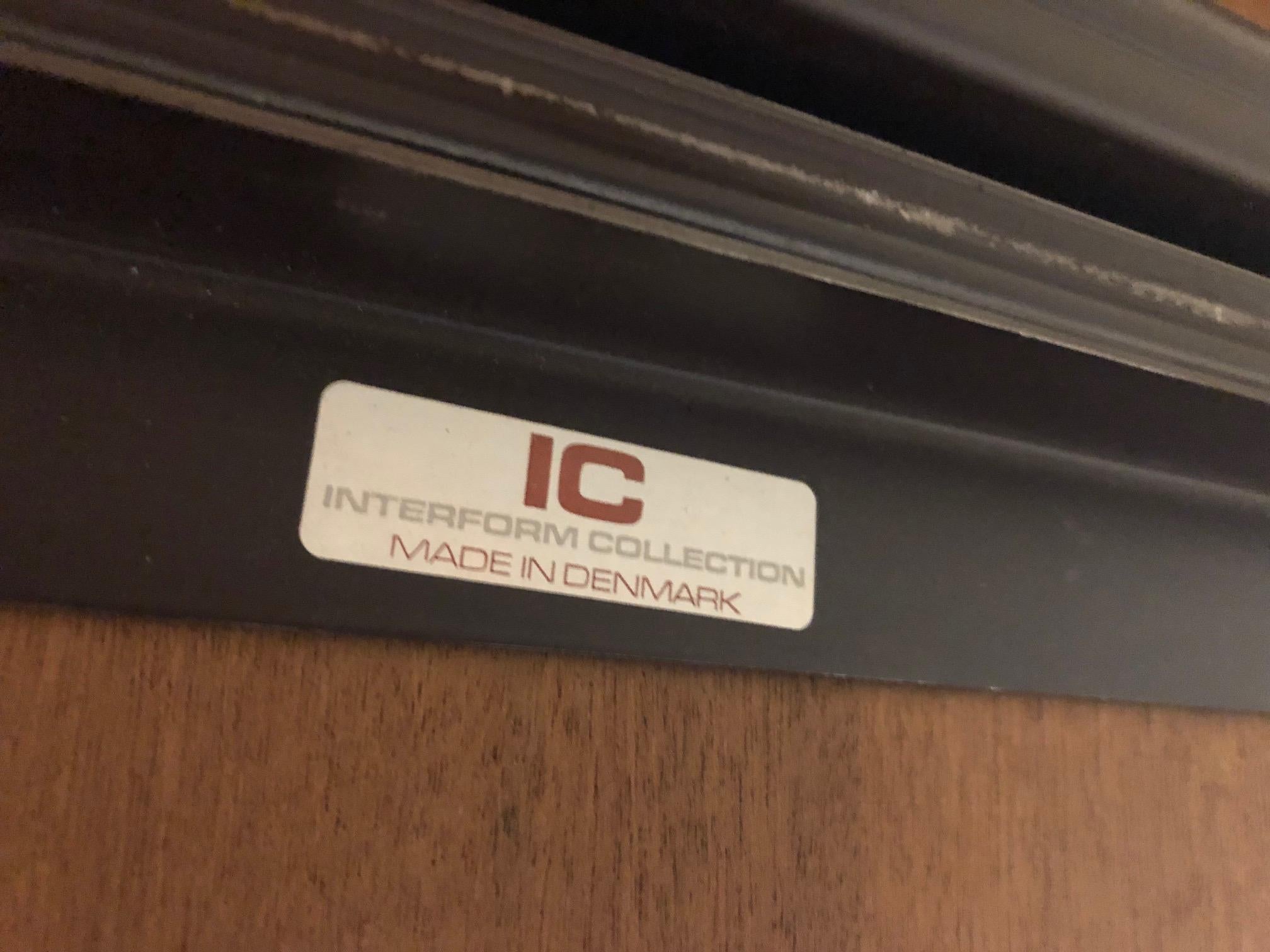 20th Century Midcentury Danish Teak Extending Dining Table with 2 Leaves For Sale