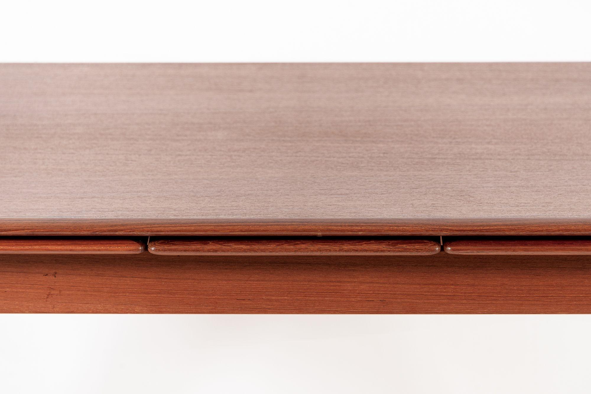 Mid Century Danish Teak Extension Dining Table by Kai Kristiansen (attr.) en venta 6