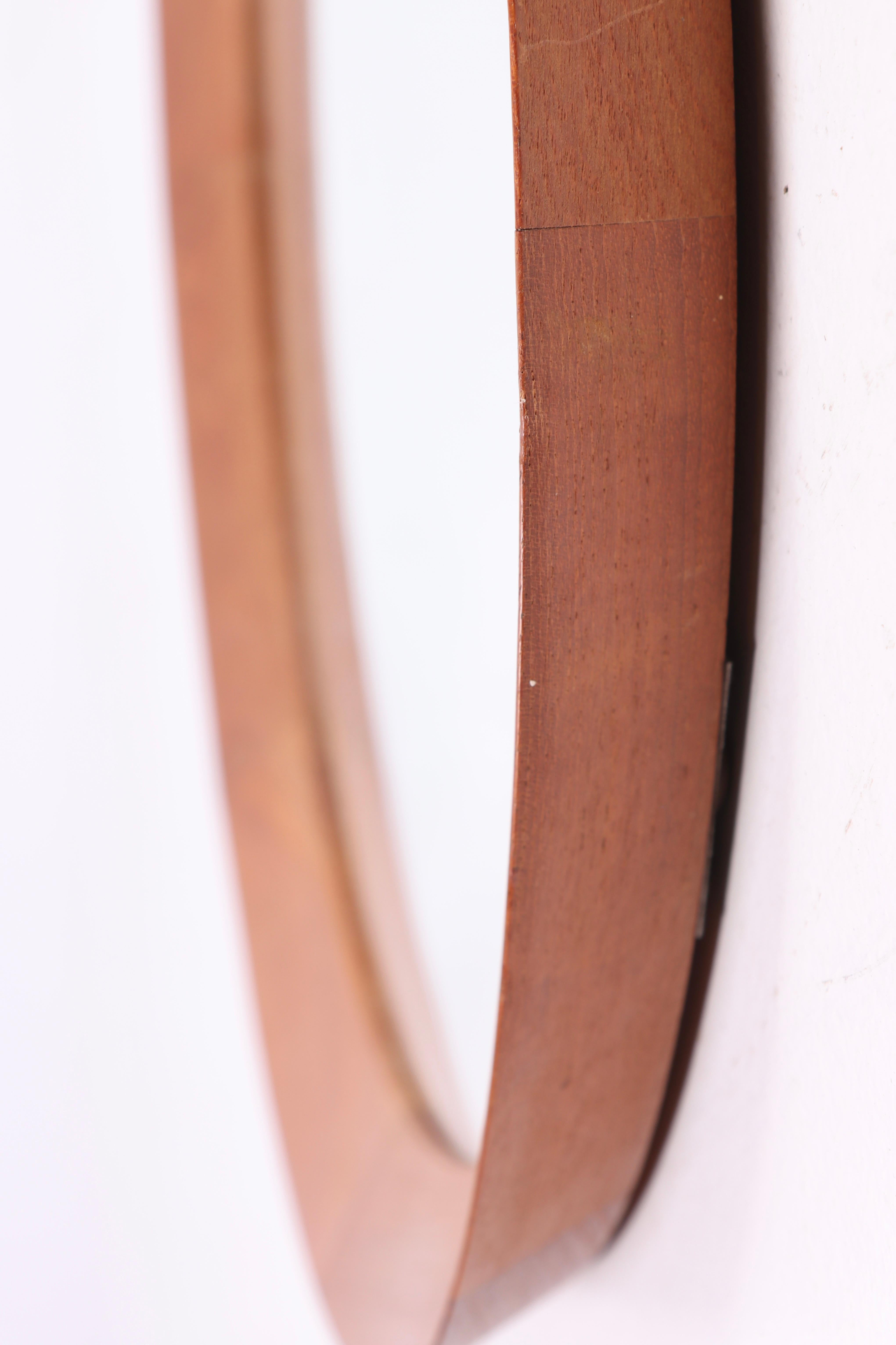 Danese Specchio danese di metà secolo con cornice in teak, anni '60 in vendita