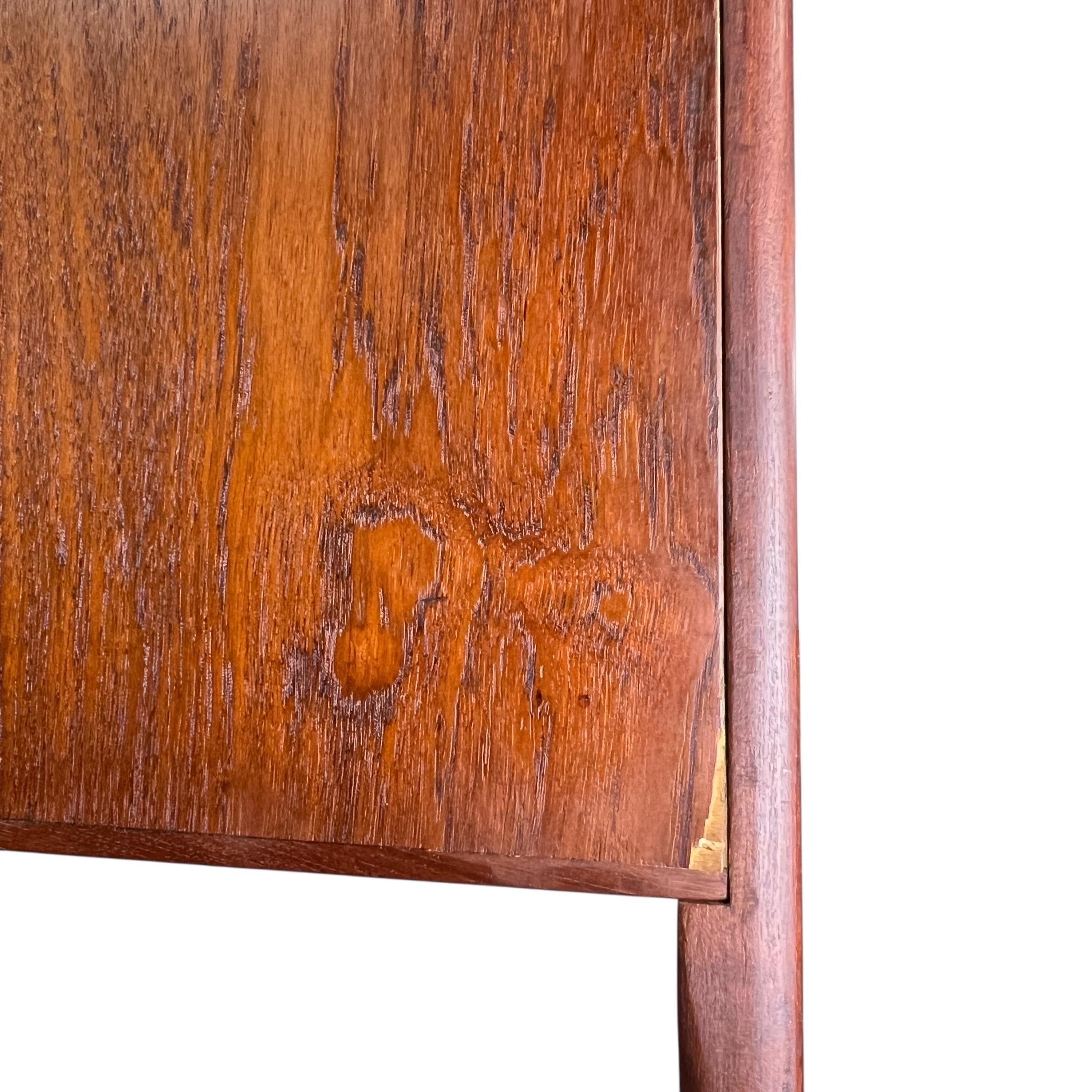 Conigliera galleggiante in teak danese del Mid Century Hans Wegner per Ry Mobler in vendita 8