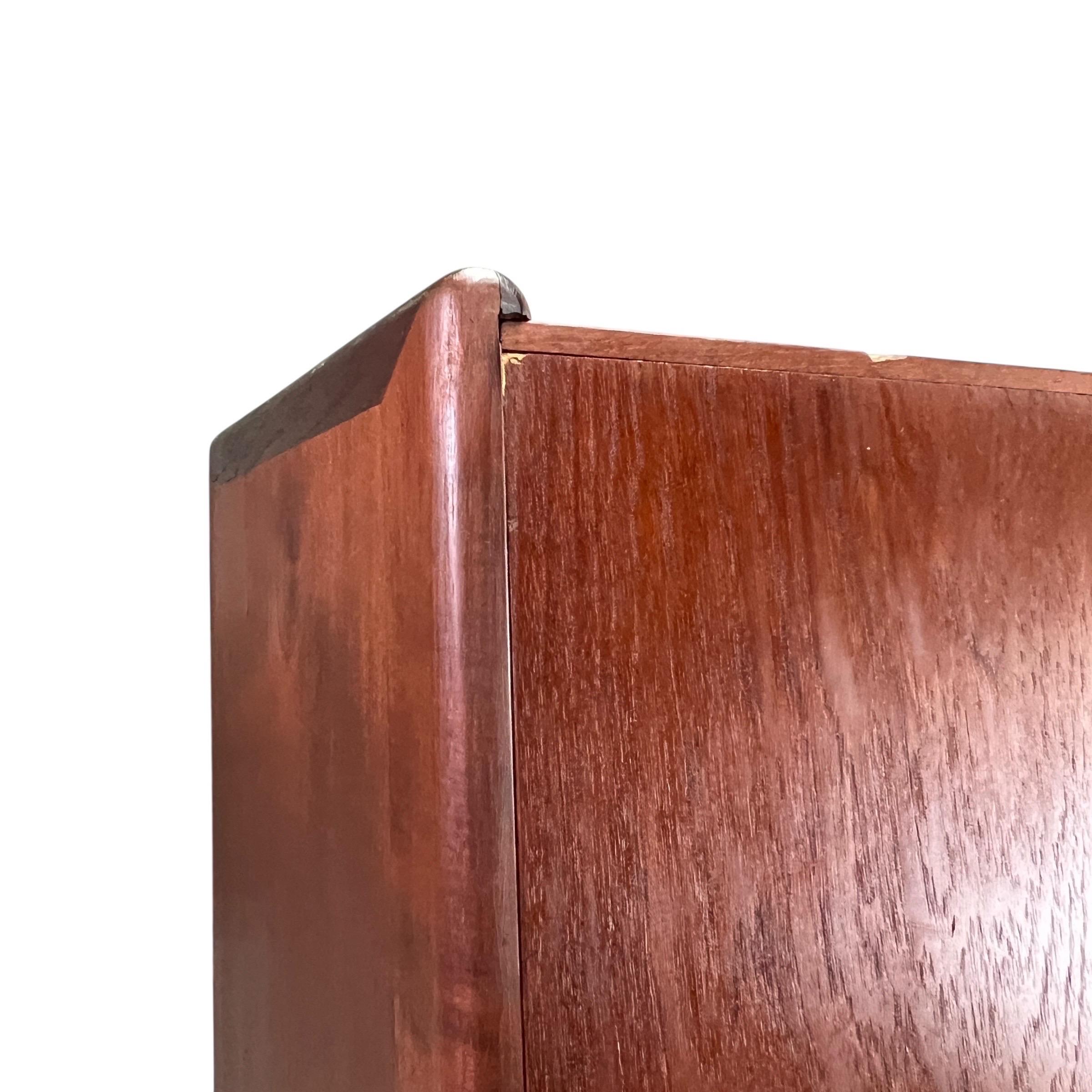 Conigliera galleggiante in teak danese del Mid Century Hans Wegner per Ry Mobler in vendita 9