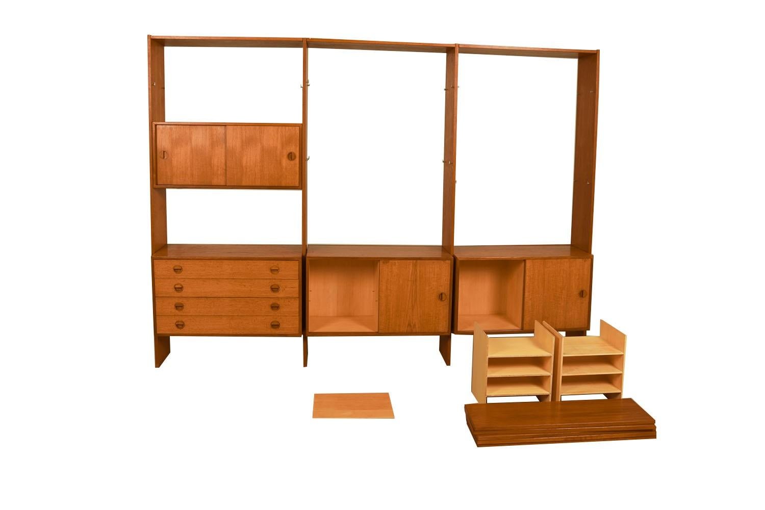 Mid-Century Danish Teak Hansen & Guldborg Wall Unit Bookcase Cabinet 4