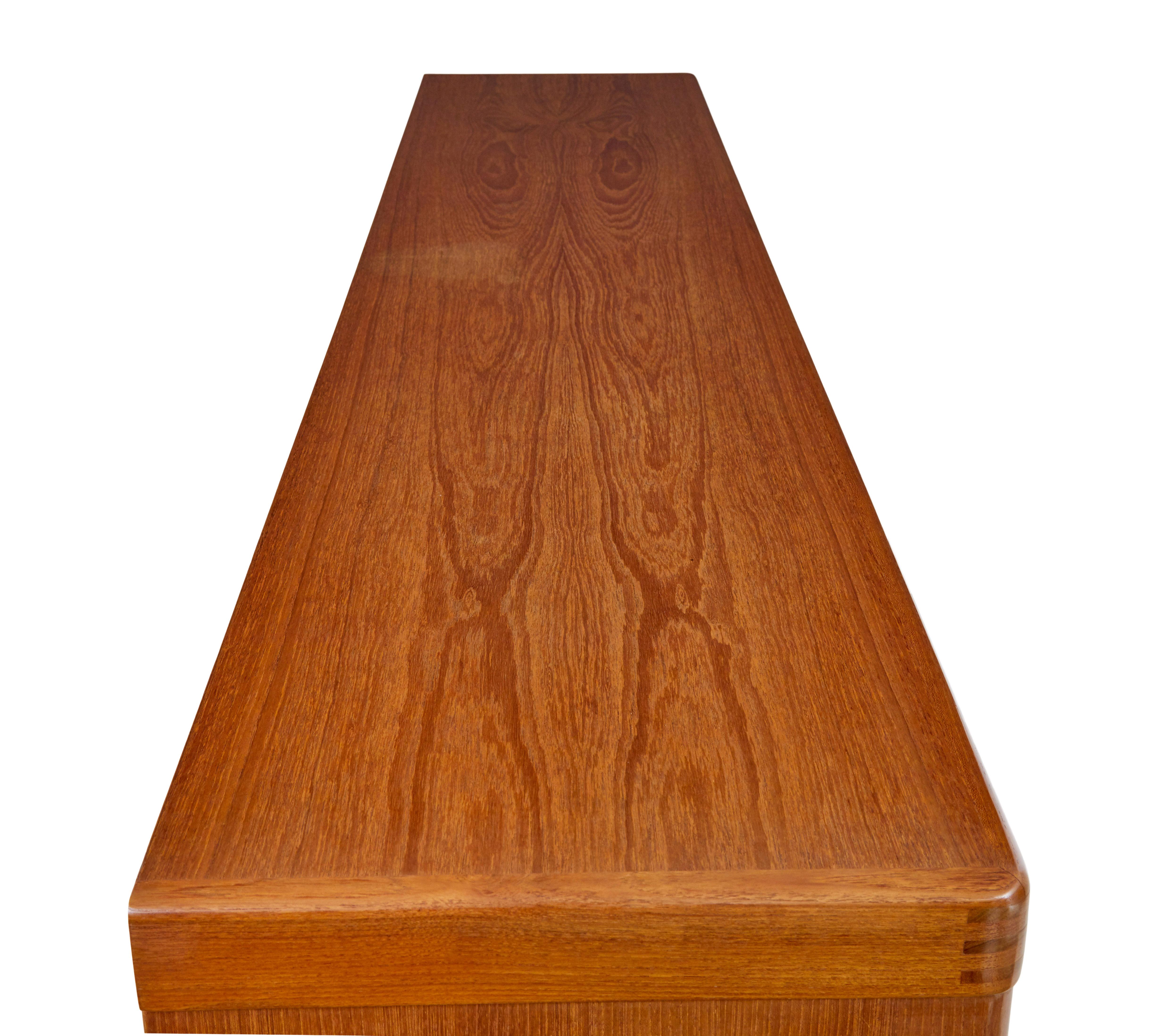 Teak Credenza danese di metà secolo in teak di H.W. Klein per Bramin in vendita