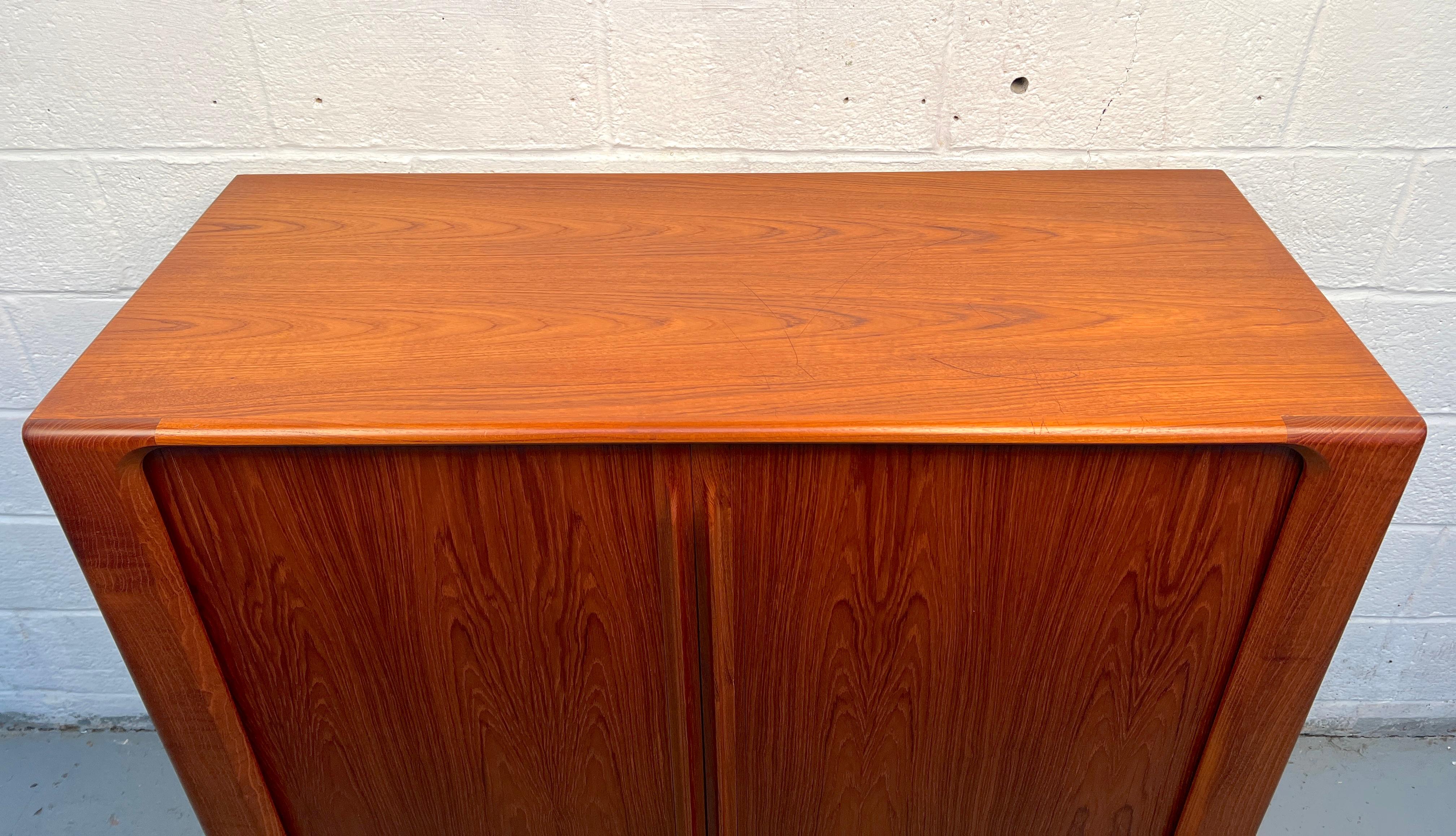 Mid-Century Danish Teak Highboy Dresser by BPS of Denmark In condizioni buone in vendita a Brooklyn, NY