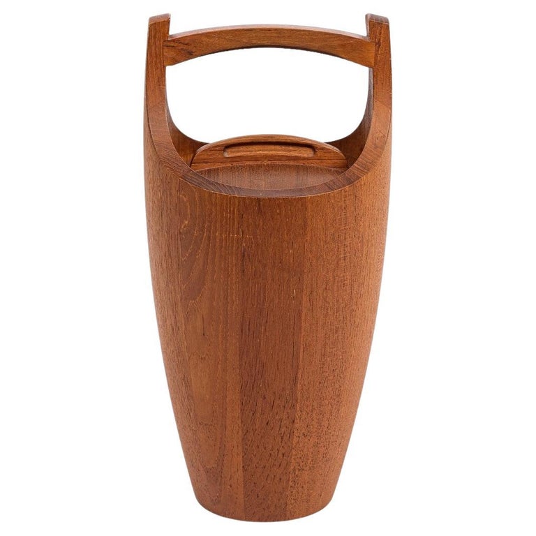 Teak ice bucket, 1950s, offered by capsule