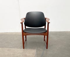 Mid-Century Modern Danish Black Leather Teak King Chair by Arne Hovmand Olsen