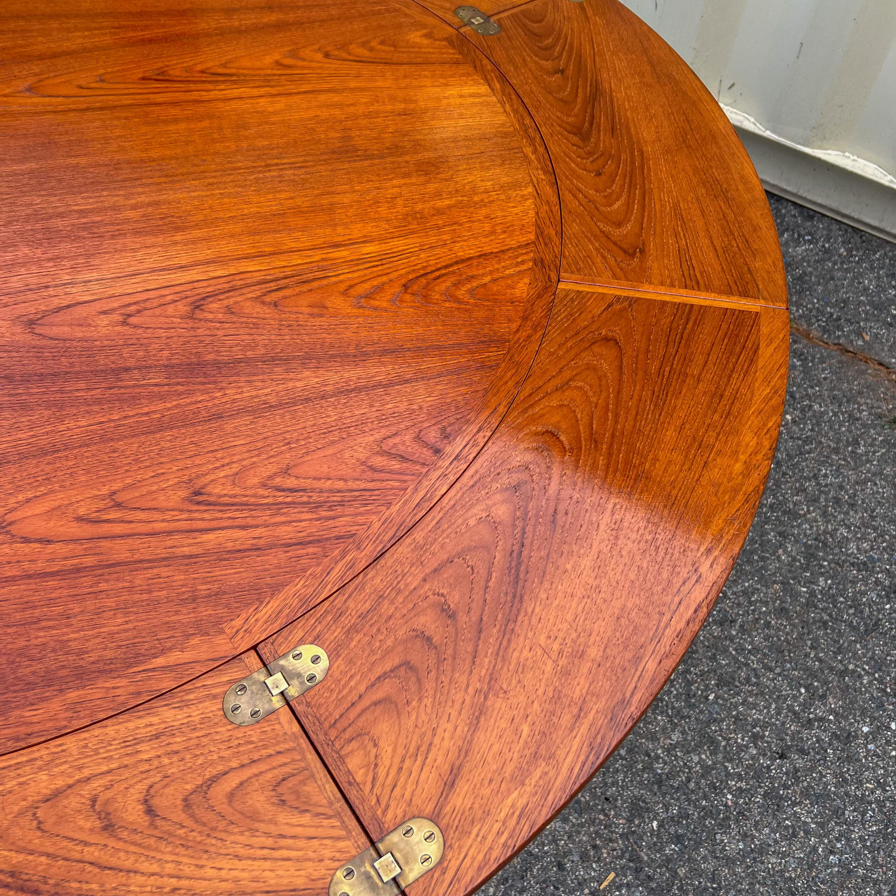 Mid-Century Danish Teak “Lotus” Flip Flap Dining Table by Dyrlund 11