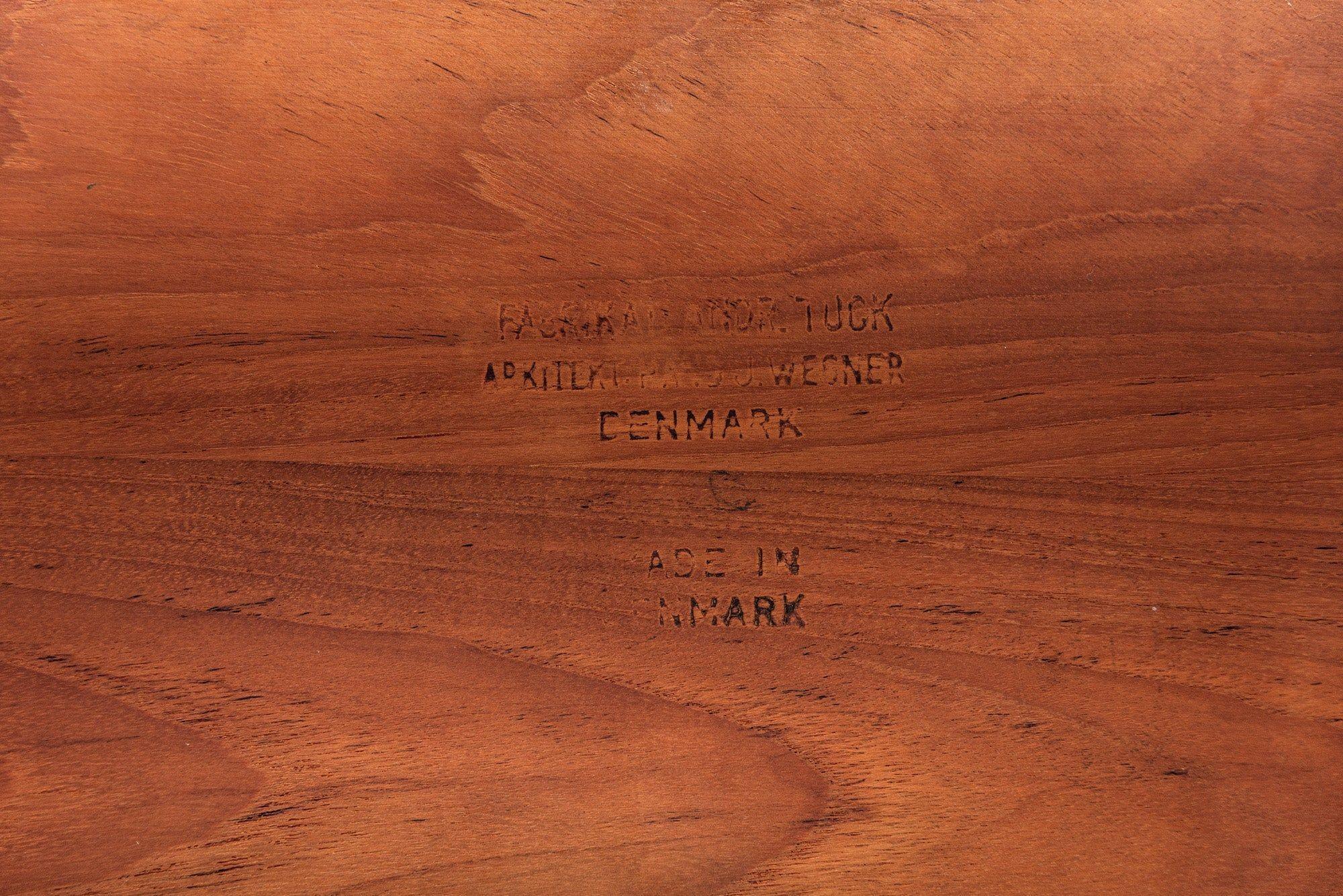 Tables gigognes danoises du milieu du siècle dernier par Hans J. Wegner, années 1960 en vente 3