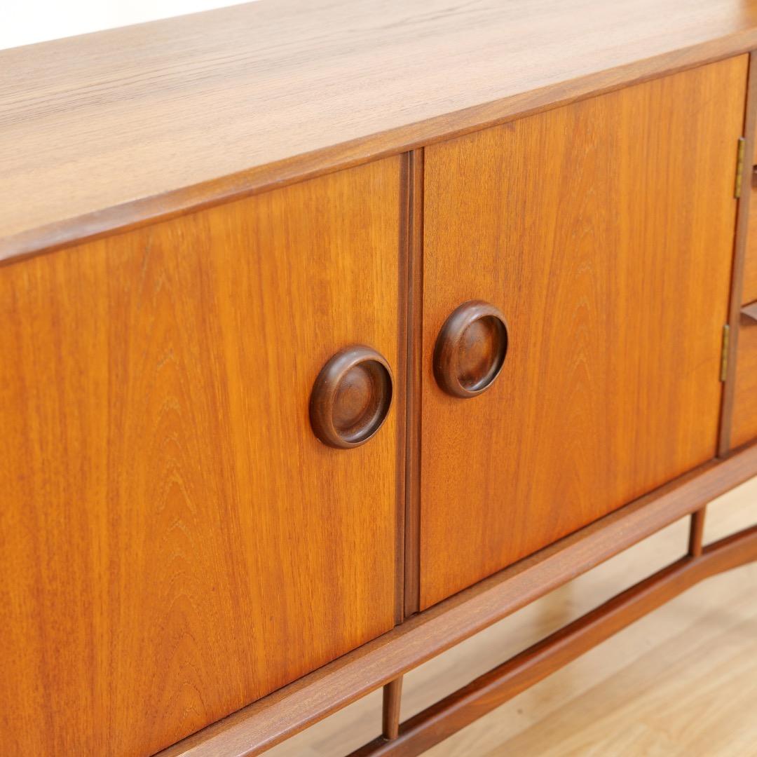 Libreria credenza divisoria in teak danese del metà del secolo scorso in vendita 1