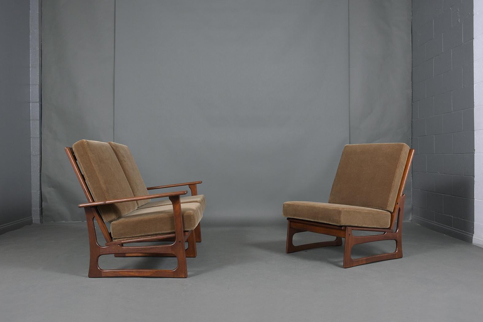 Vintage 1960s Danish Teak Sofa with Mohair Fabric - Mid-Century Elegance For Sale 4