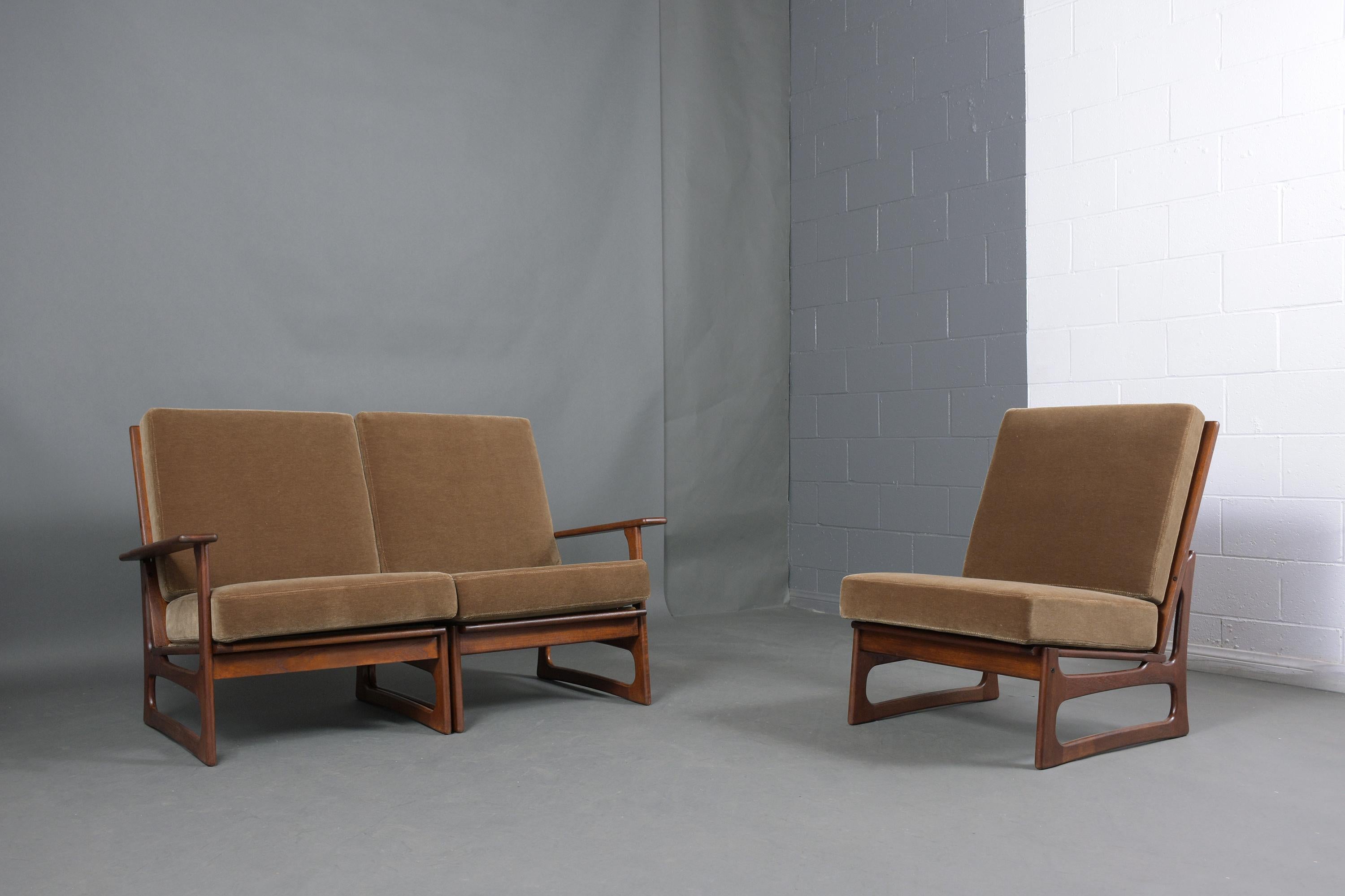 Vintage 1960s Danish Teak Sofa with Mohair Fabric - Mid-Century Elegance For Sale 5