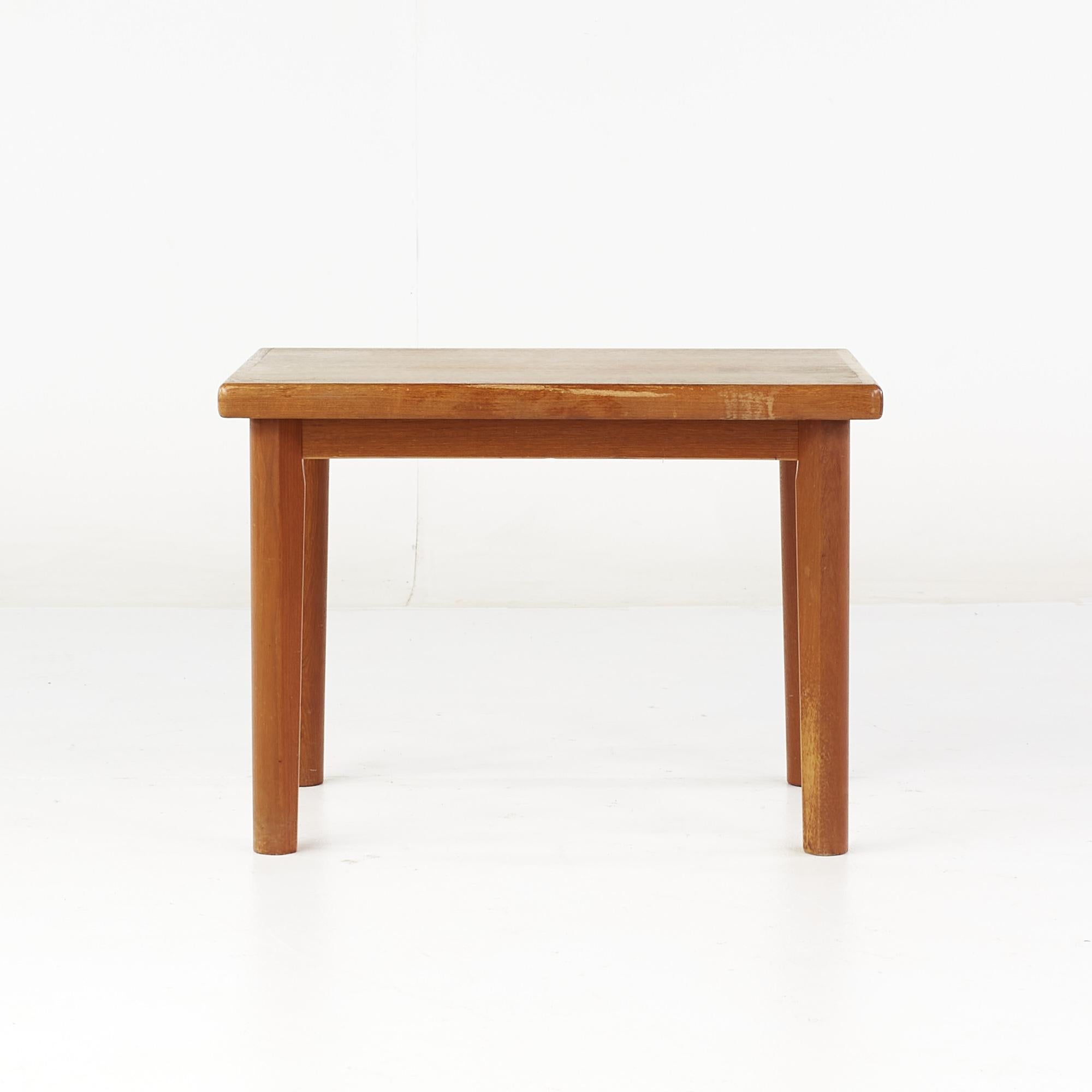 BRDR Furbo Mid Century Danish Teak Side Table In Good Condition For Sale In Countryside, IL