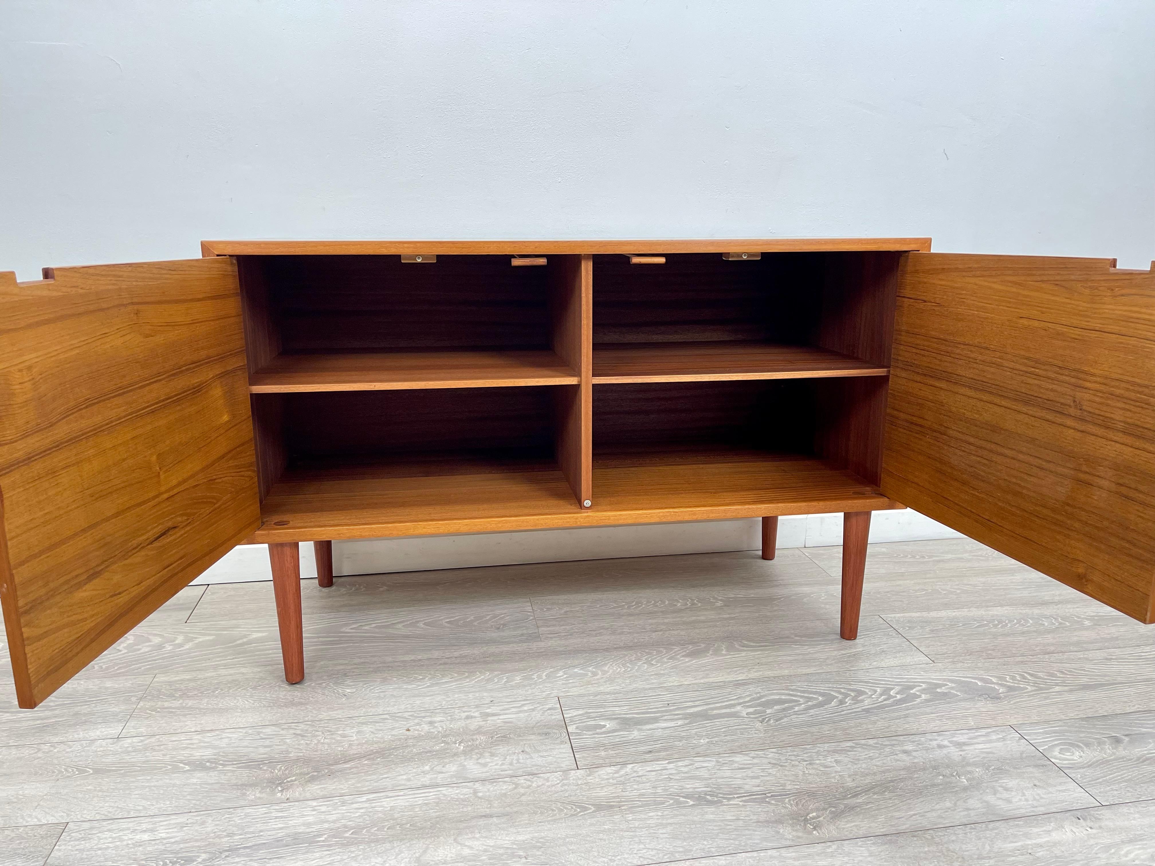 Midcentury Danish Teak Sideboard In Excellent Condition In Hull, GB
