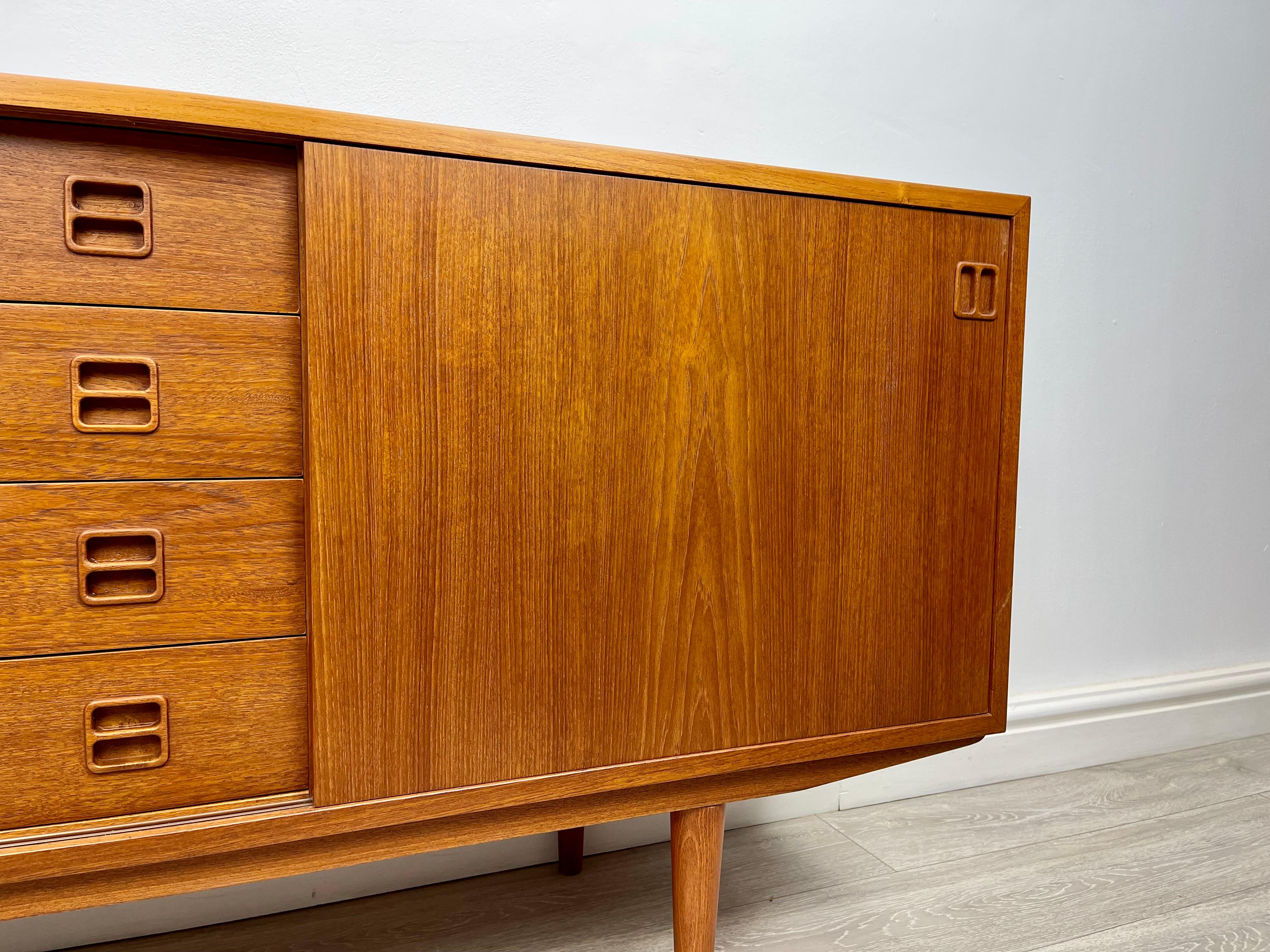 Mid Century Danish Teak Sideboard  In Excellent Condition For Sale In Hull, GB