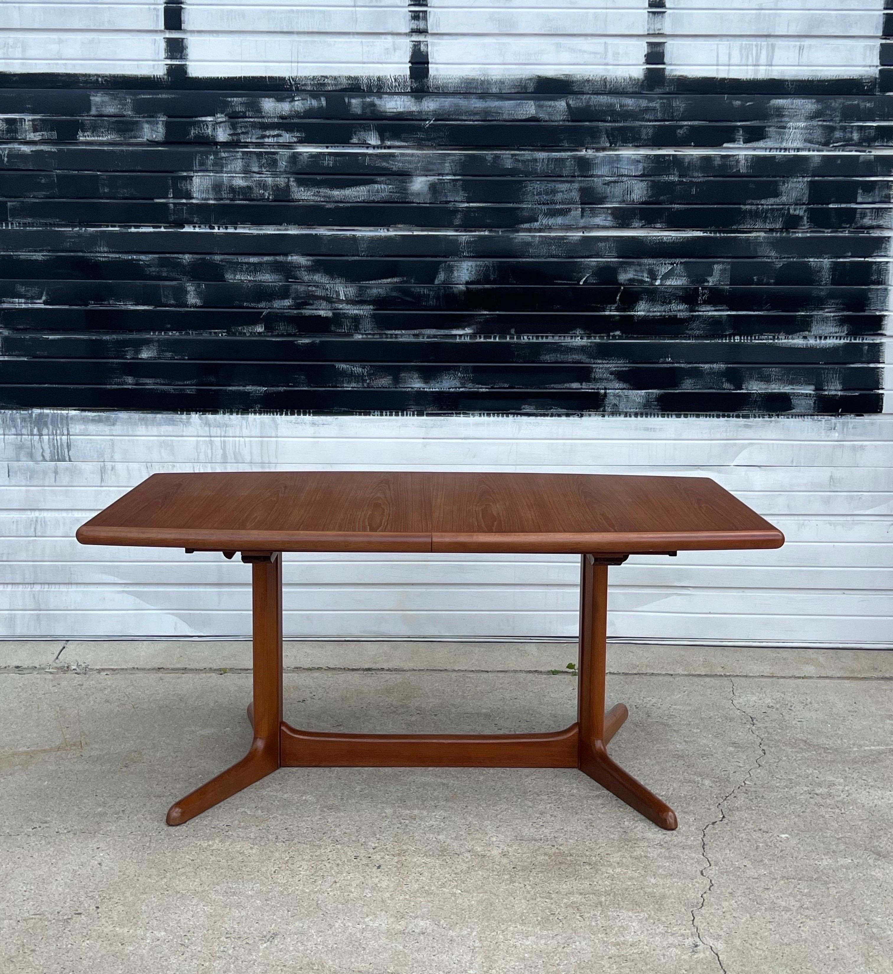 Mid-Century Danish Teak Skovby Dining Table 8