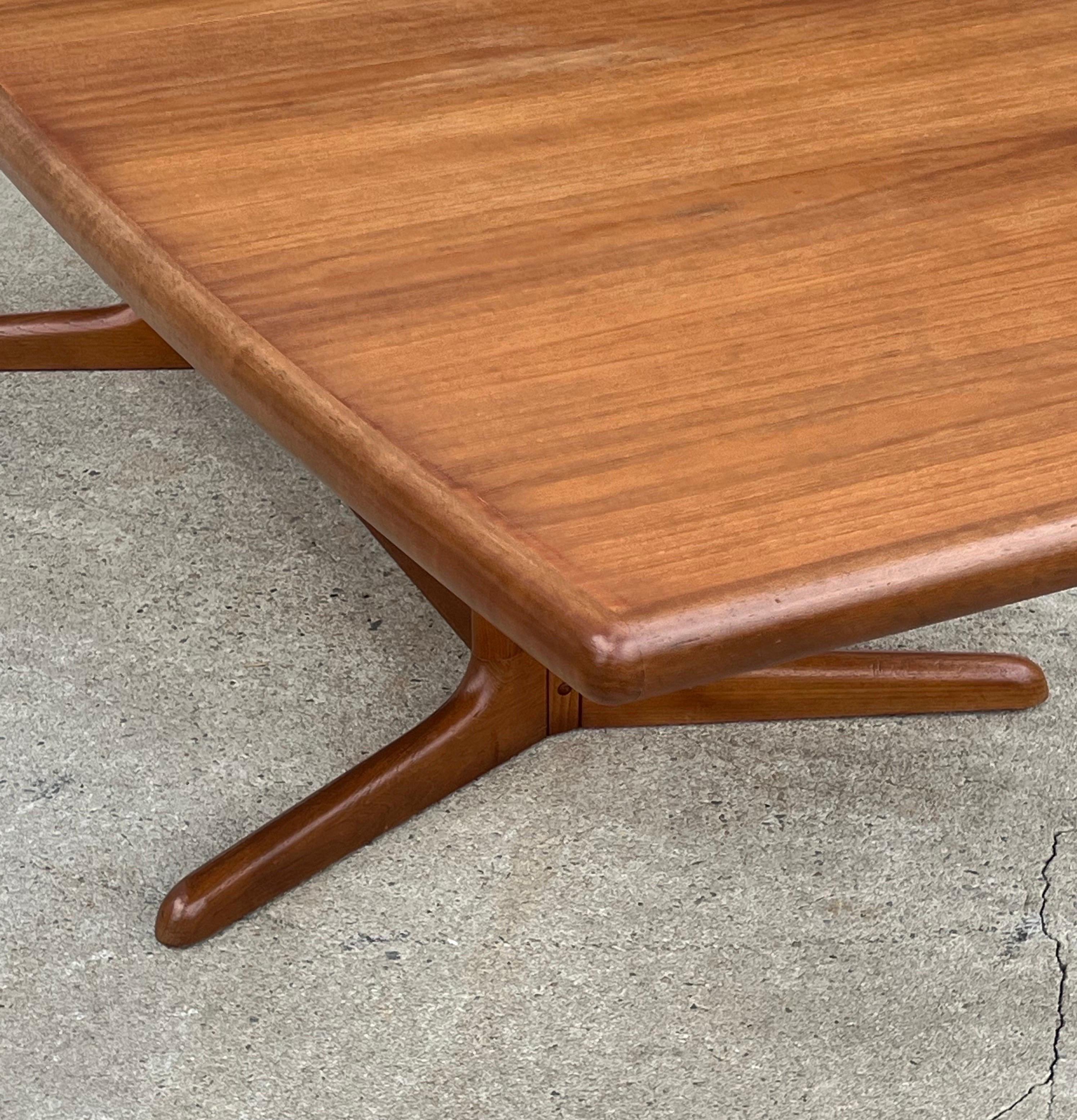 Mid-Century Danish Teak Skovby Dining Table In Good Condition In Raleigh, NC