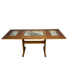Table de salle à manger à rallonge extensible danoise du milieu du siècle dernier en teck de Gangso Mobler