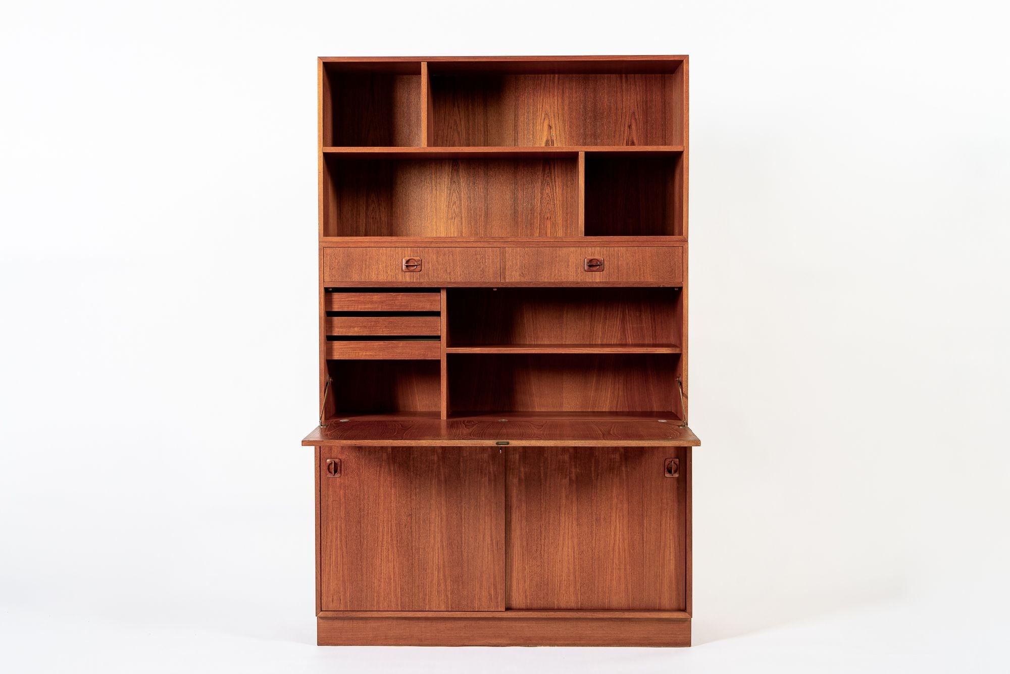 Mid Century Danish Teak Holz Drop-Down-Sekretär-Schreibtisch Wandeinheit im Zustand „Gut“ im Angebot in Detroit, MI