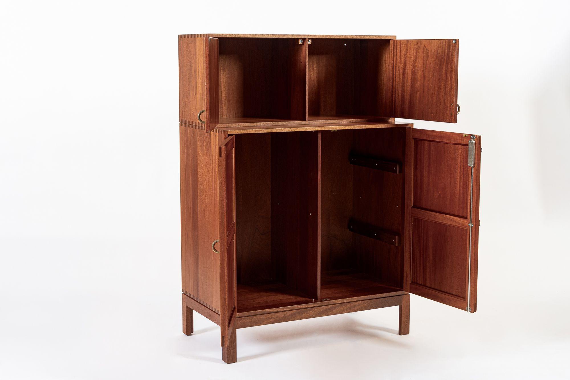 Mobile contenitore in legno di teak danese del Mid Century Mobler 1960s in vendita 6