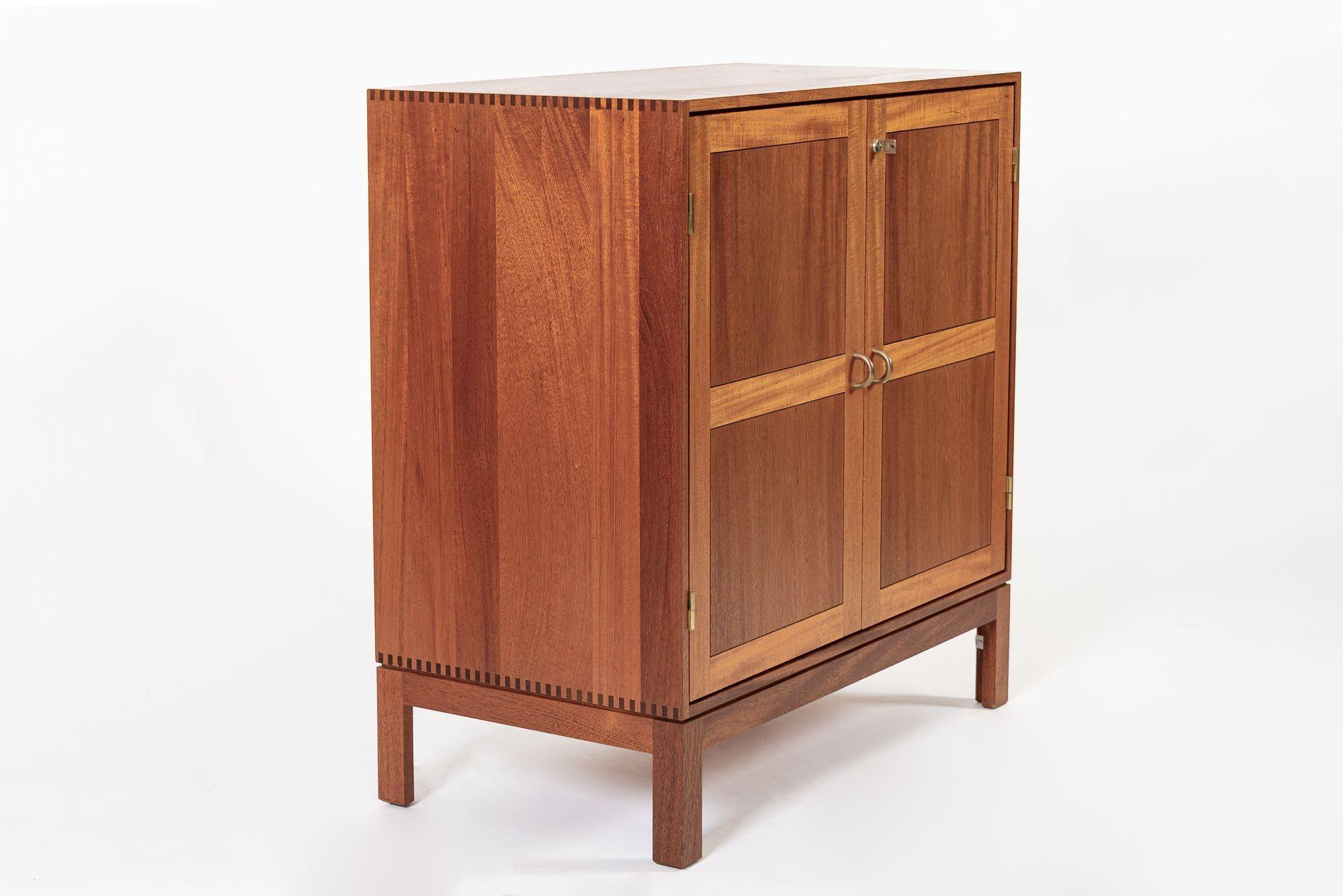 Mobile contenitore in legno di teak danese del Mid Century Mobler 1960s in vendita 2