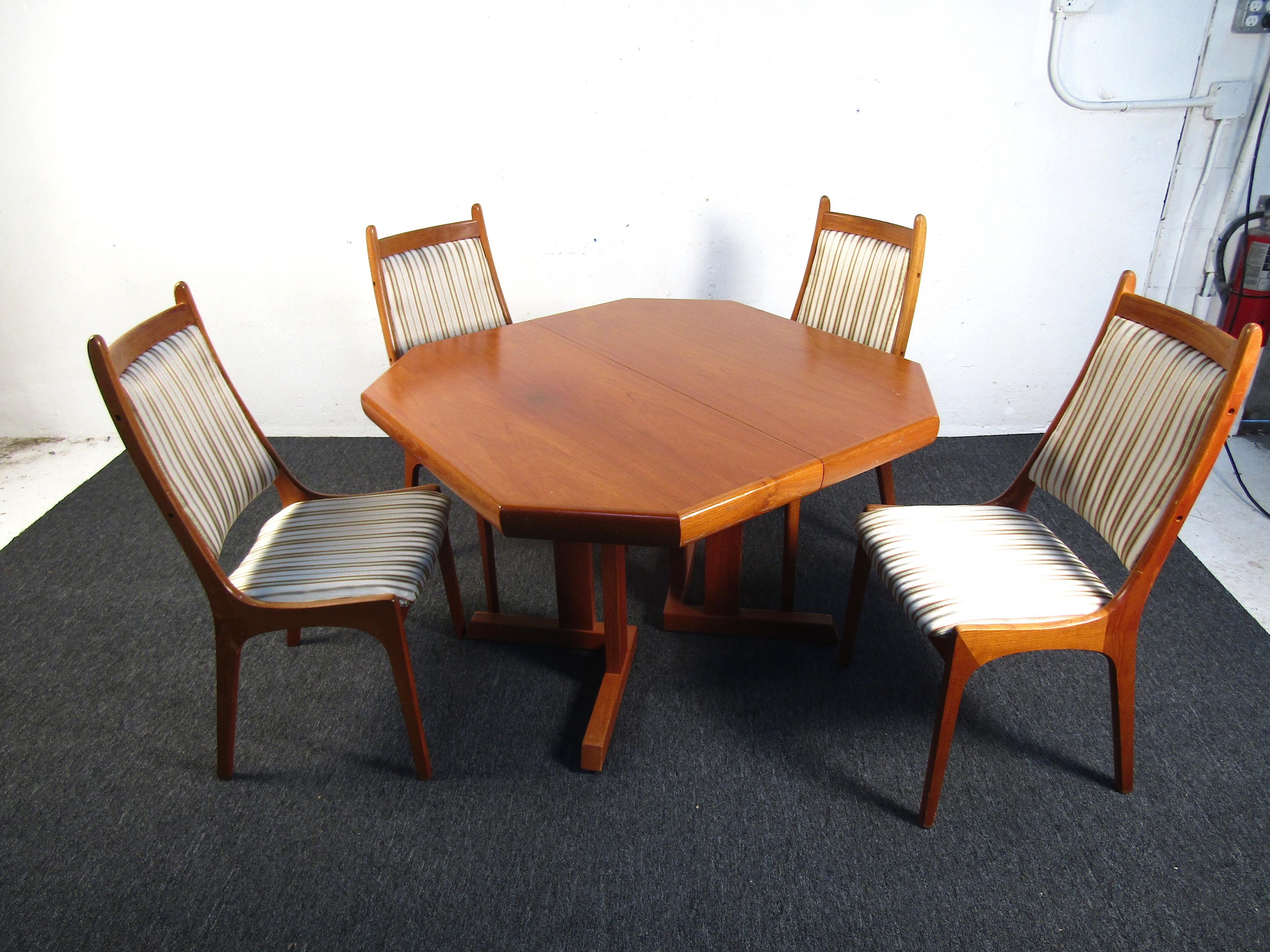 Mid-Century Modern Mid-Century Danish Teak Dining Set with Four Chairs