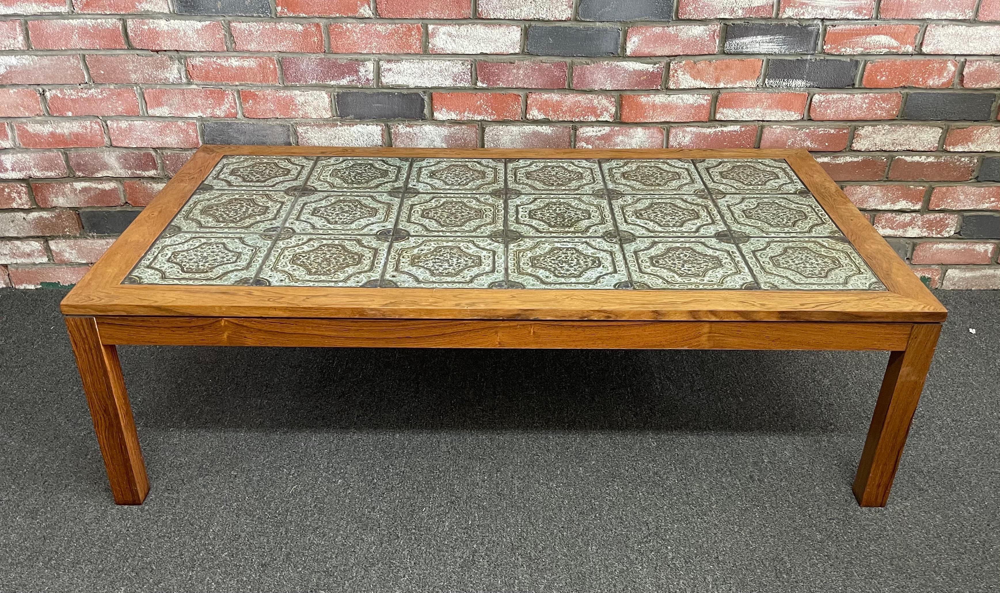 Mid-Century Danish Tile and Rosewood Coffee Table by Findahls Møbelfabrik In Good Condition For Sale In San Diego, CA