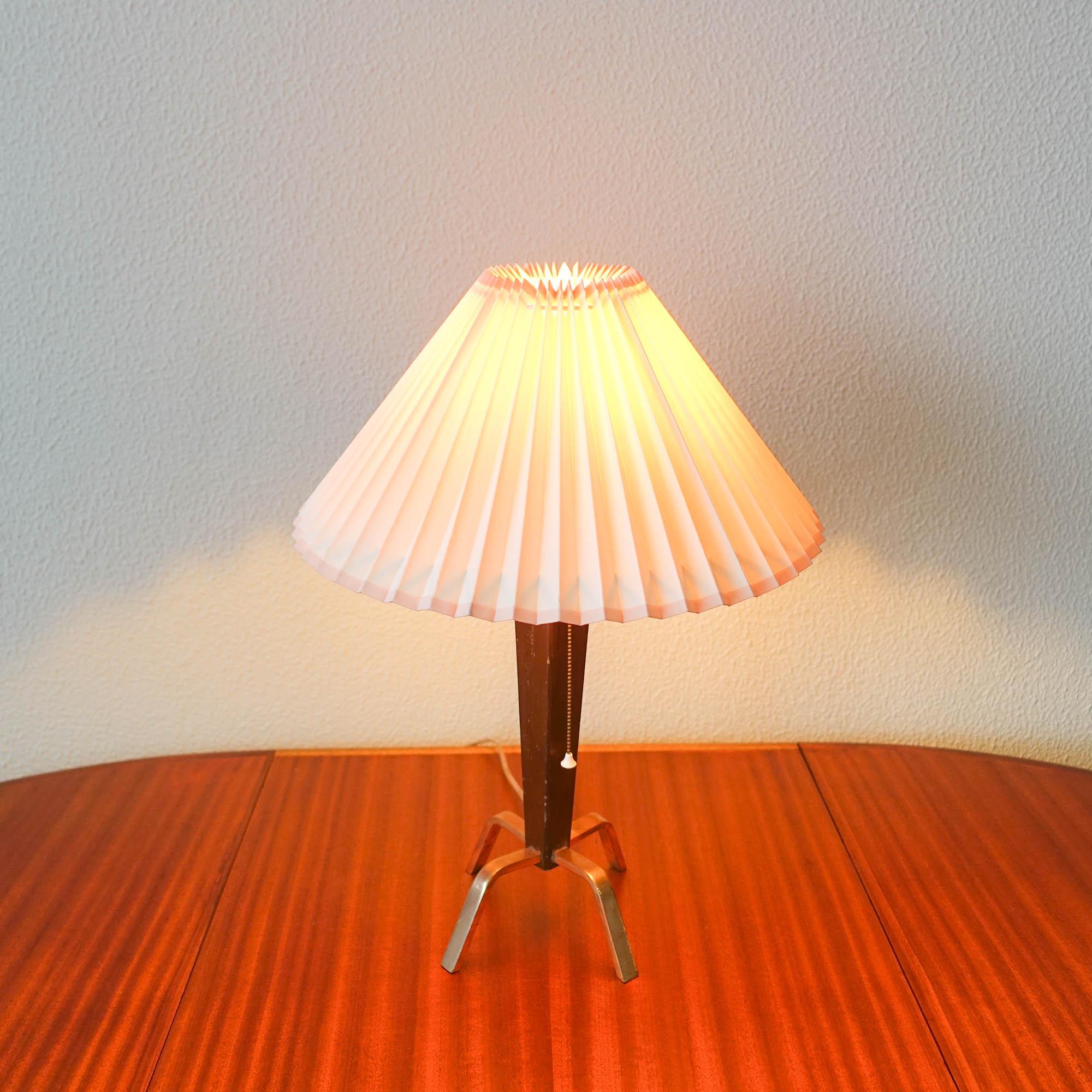 Mid-20th Century Mid-Century Danish Table Lamp in Wood & Brass, 1950s For Sale