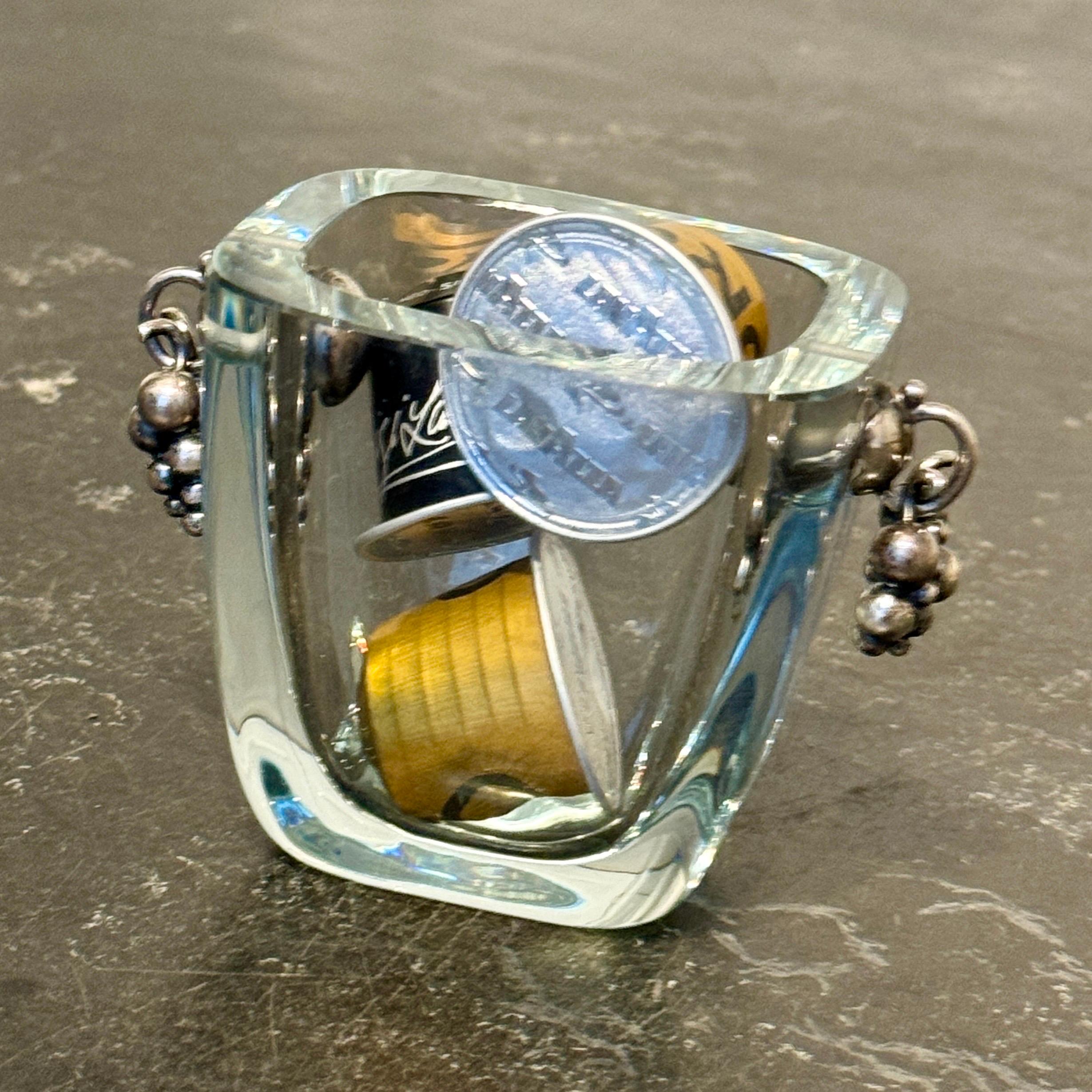 Piccolo vaso danese in vetro con uva in argento, A. Dragsted in vendita 5