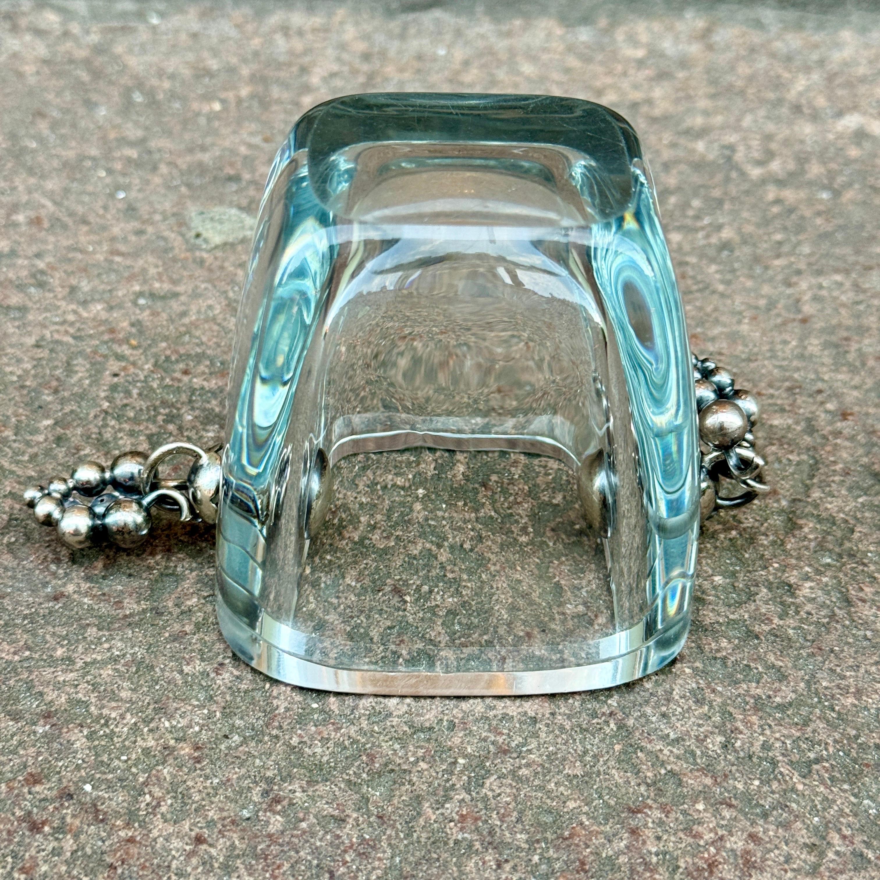 Piccolo vaso danese in vetro con uva in argento, A. Dragsted in vendita 6