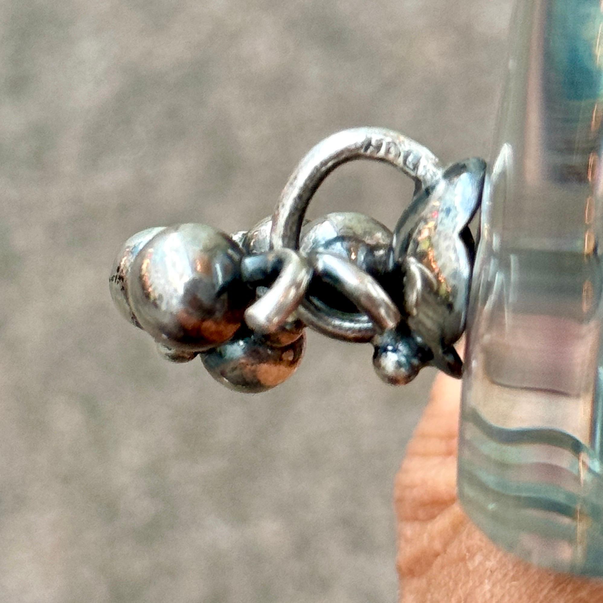Piccolo vaso danese in vetro con uva in argento, A. Dragsted in vendita 7